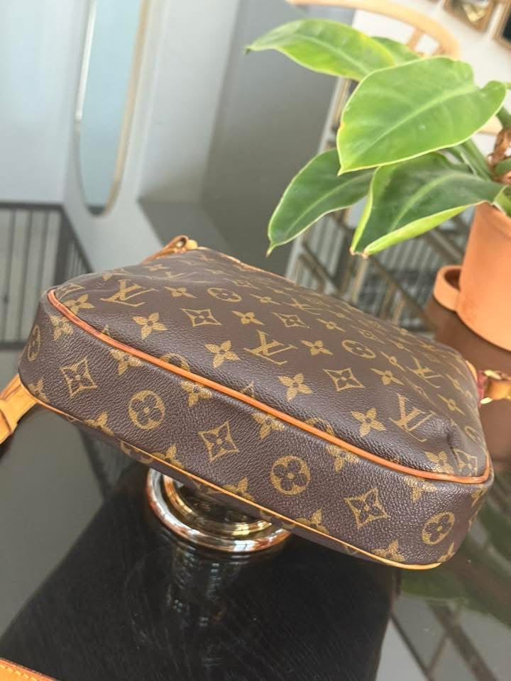 Odeon PM Crossbody -🗓️ Year: 2011
