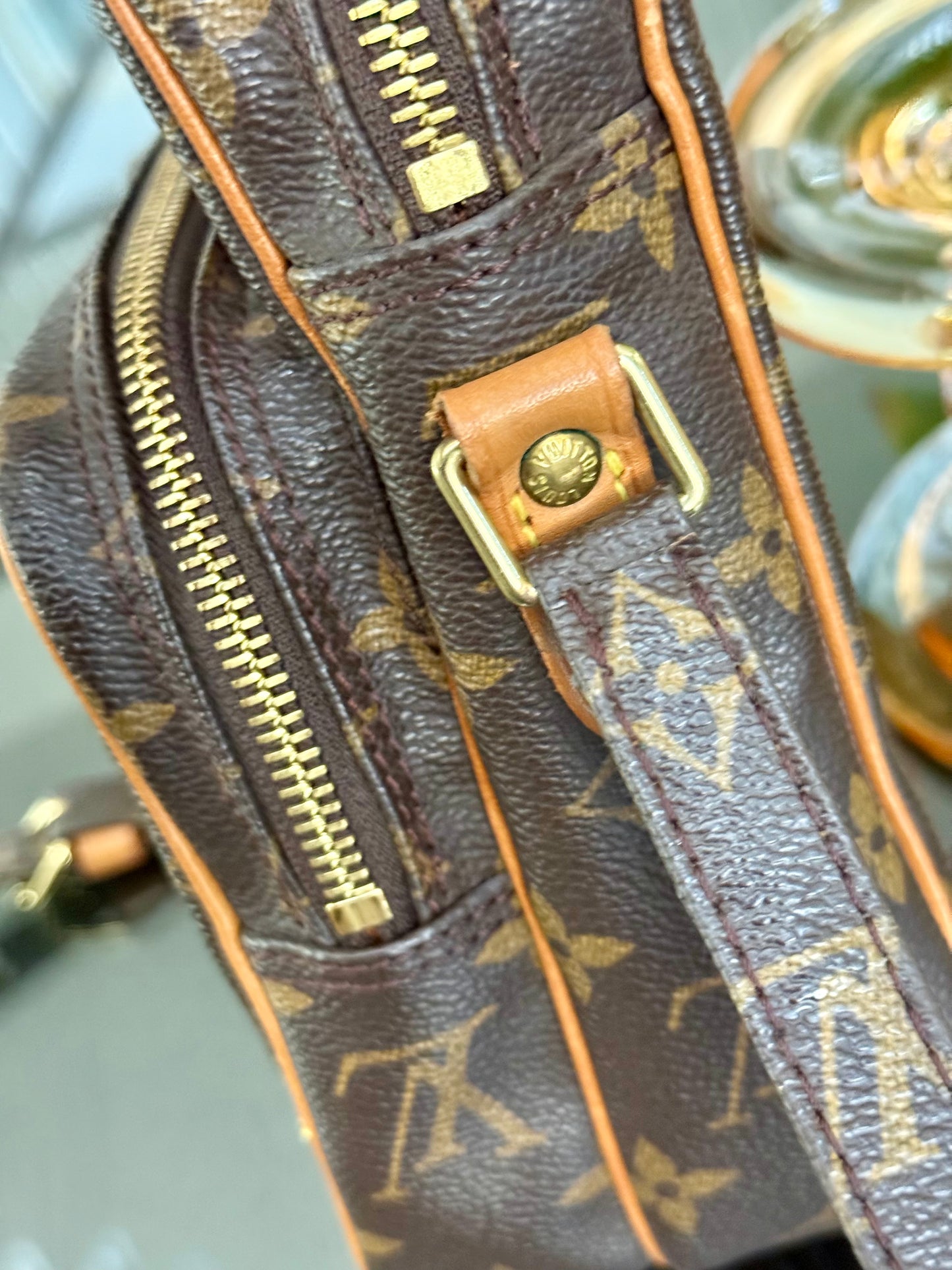 Amazon Crossbody Bag -Year: 1999