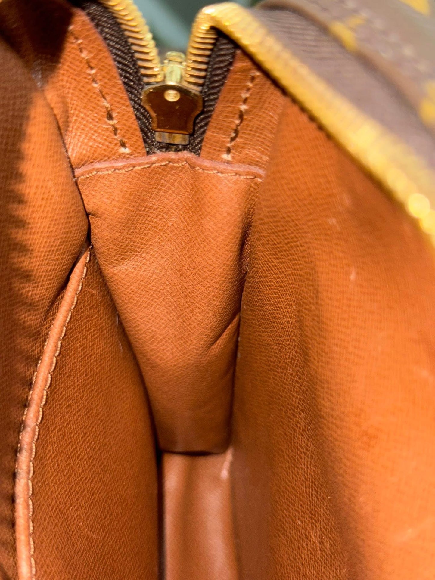 Amazon PM Crossbody Bag 🗓️ Year 1989