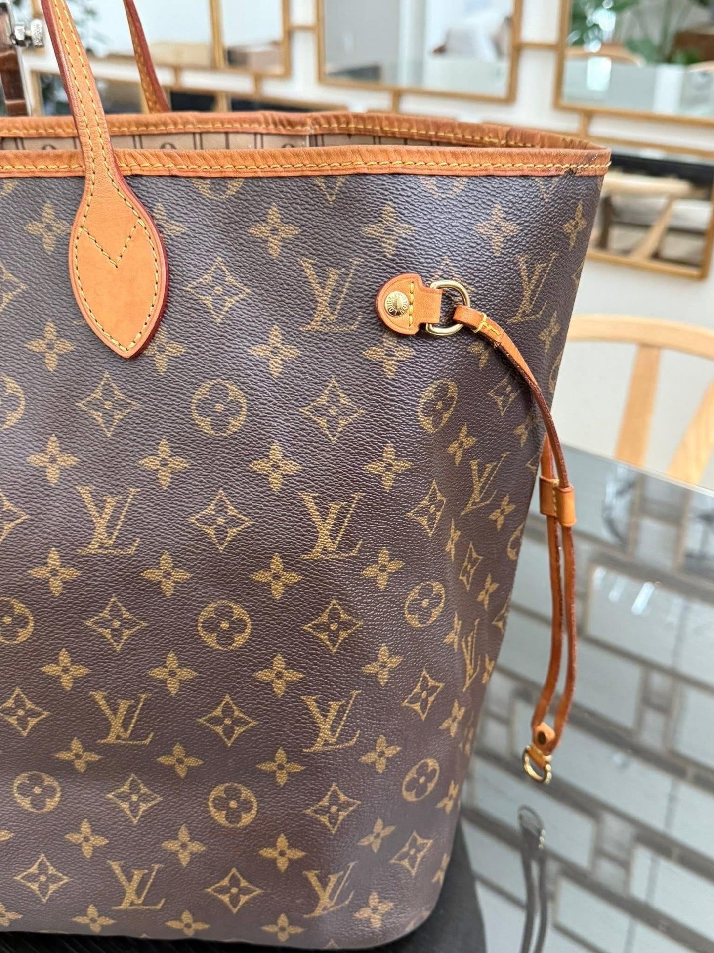 Neverfull GM with Dustbag and Insert Organizer 🗓️ Year: 2008