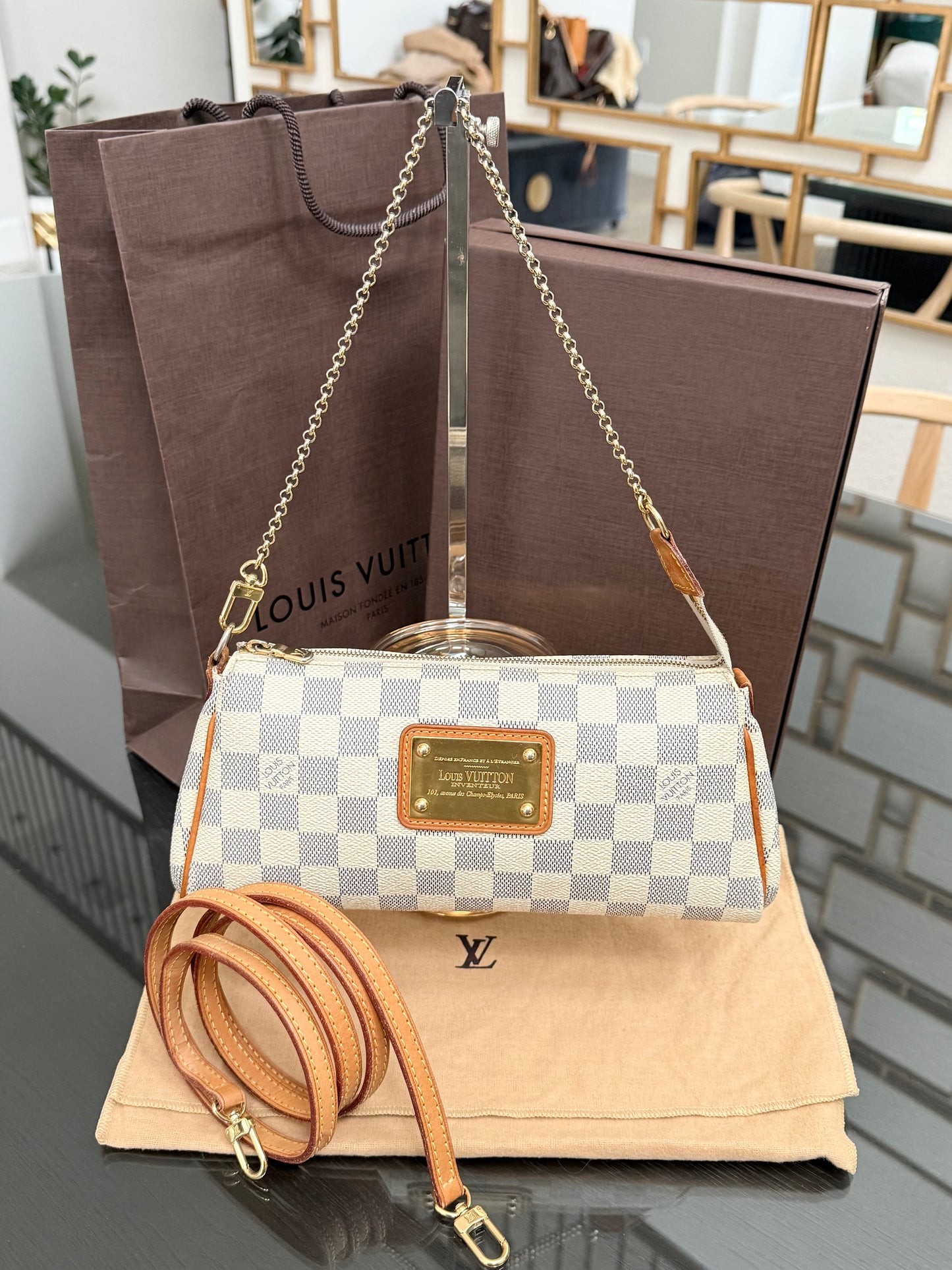 Eva Clutch in Azur with Dustbag , box and Paper bag 🗓️ Year: 2011