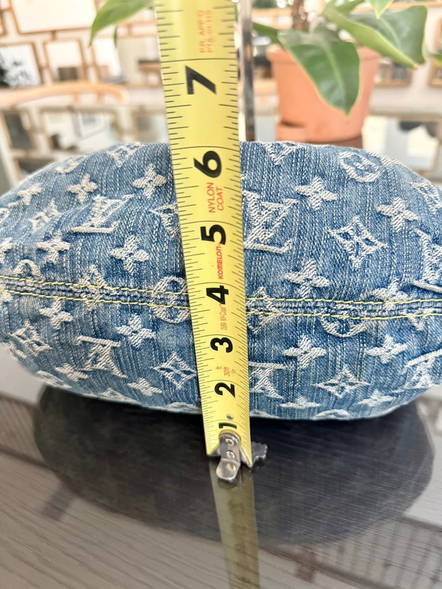 Denim Pleaty Handbag in Blue 📅