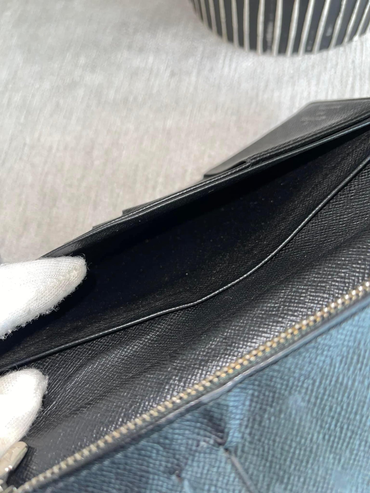 Brazza Wallet in Damier Graphite -Year 1999