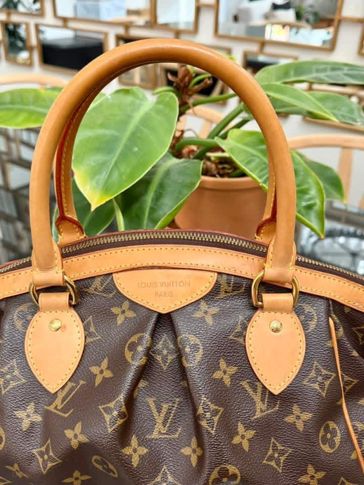 Tivoli PM with Dustbag and Non Branded Twilly set 🗓️ Year: 2011