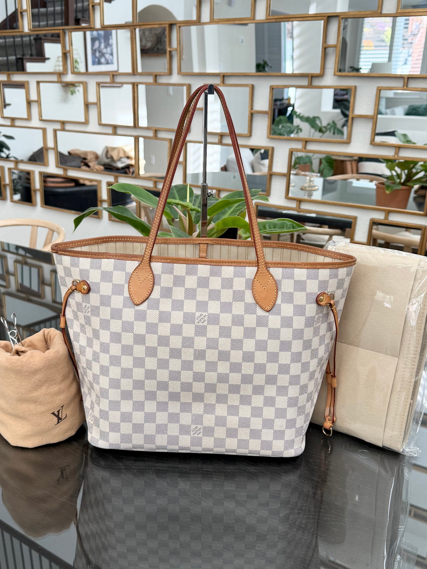 Neverfull MM Azur iwith Dustbag and Insert Organizer- 🗓️ Year: 2011