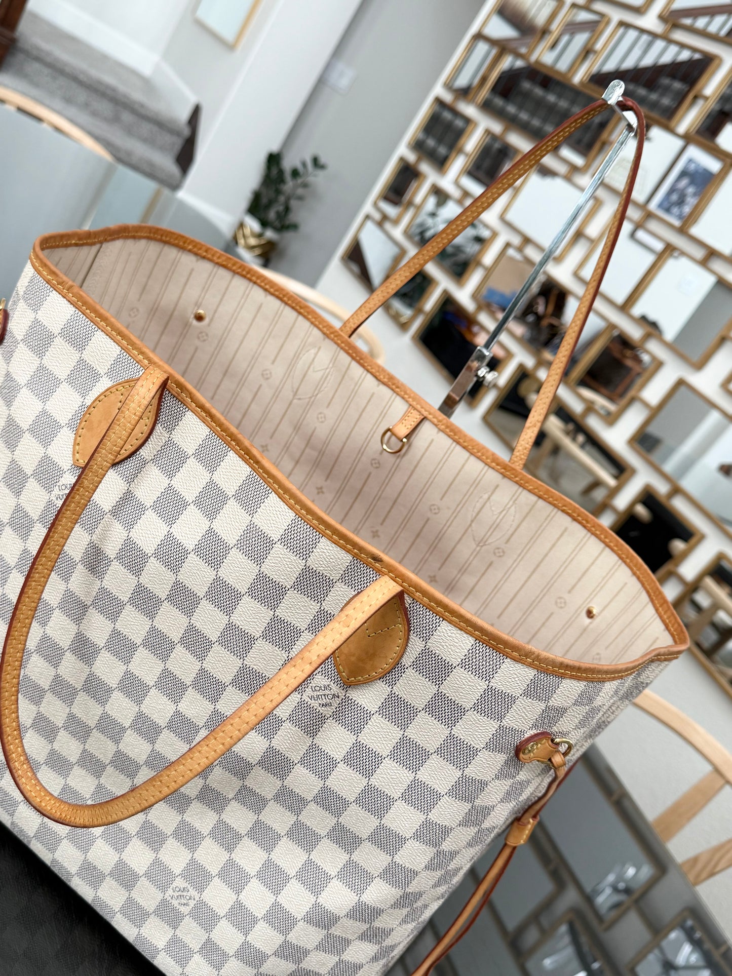 Neverfull GM in Azur with Dustbag Insert Organizer 🗓️ Year: 2011