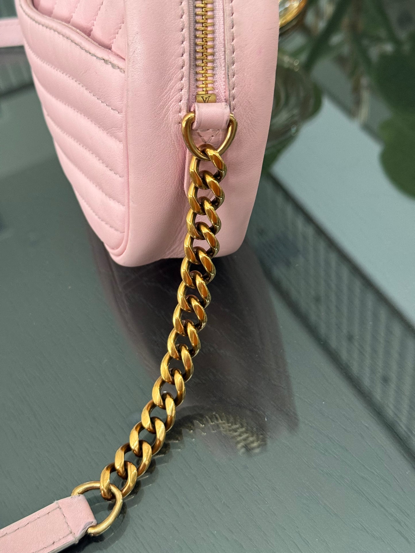 New Wave Camera Bag -🗓️ Year: 2019