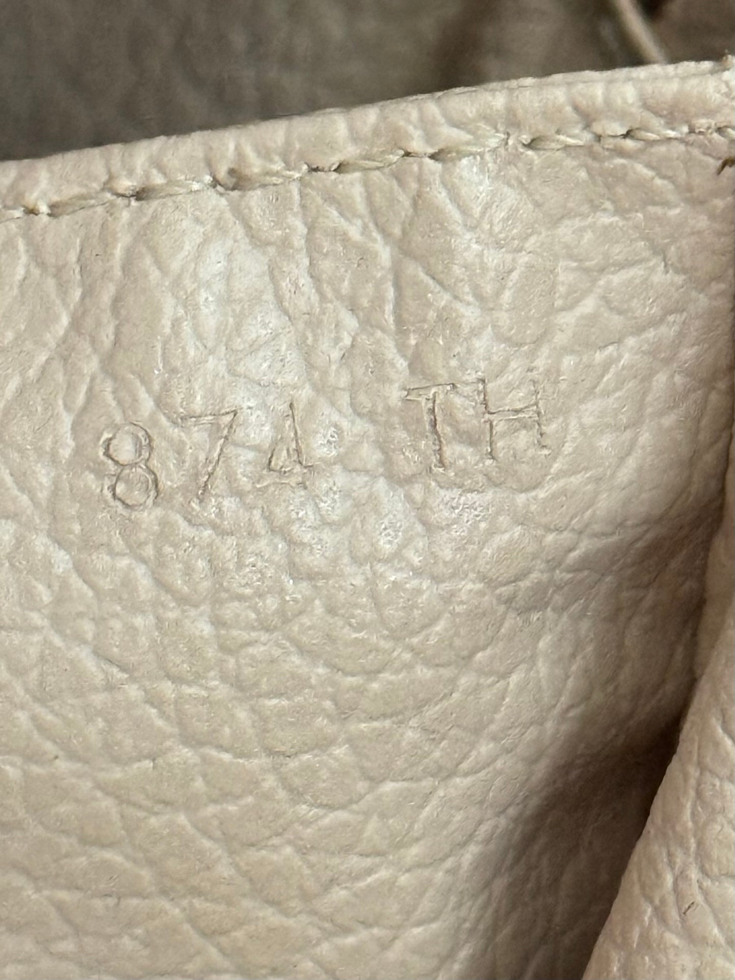 Trousse 28 📅 Year: 1987