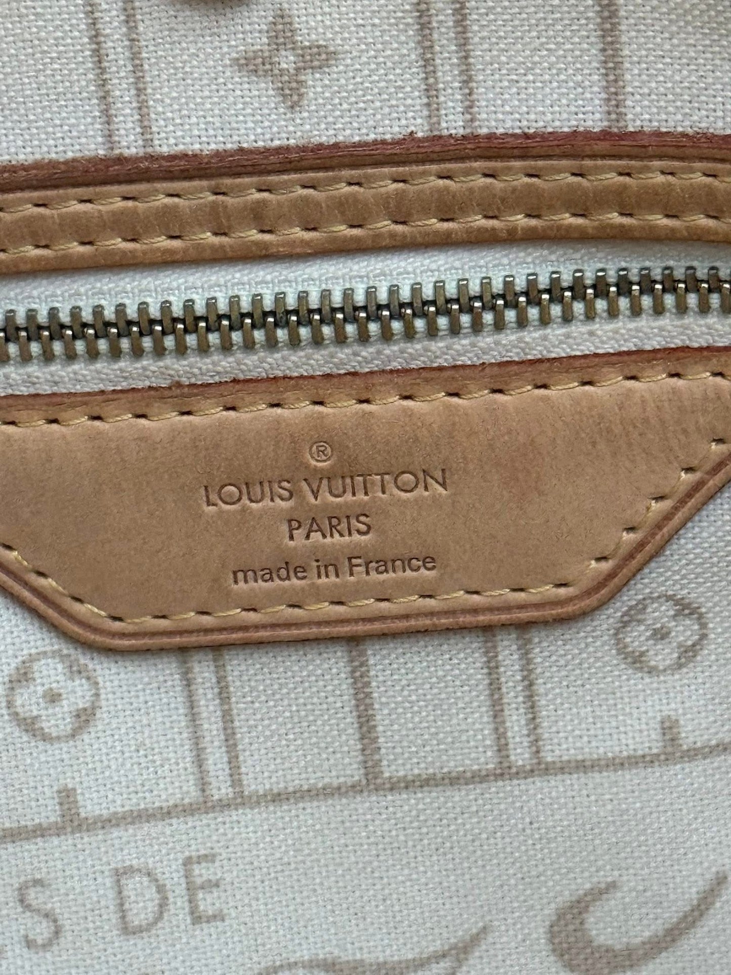Neverfull MM Azur with Insert Organizer 📅 Year: 2011