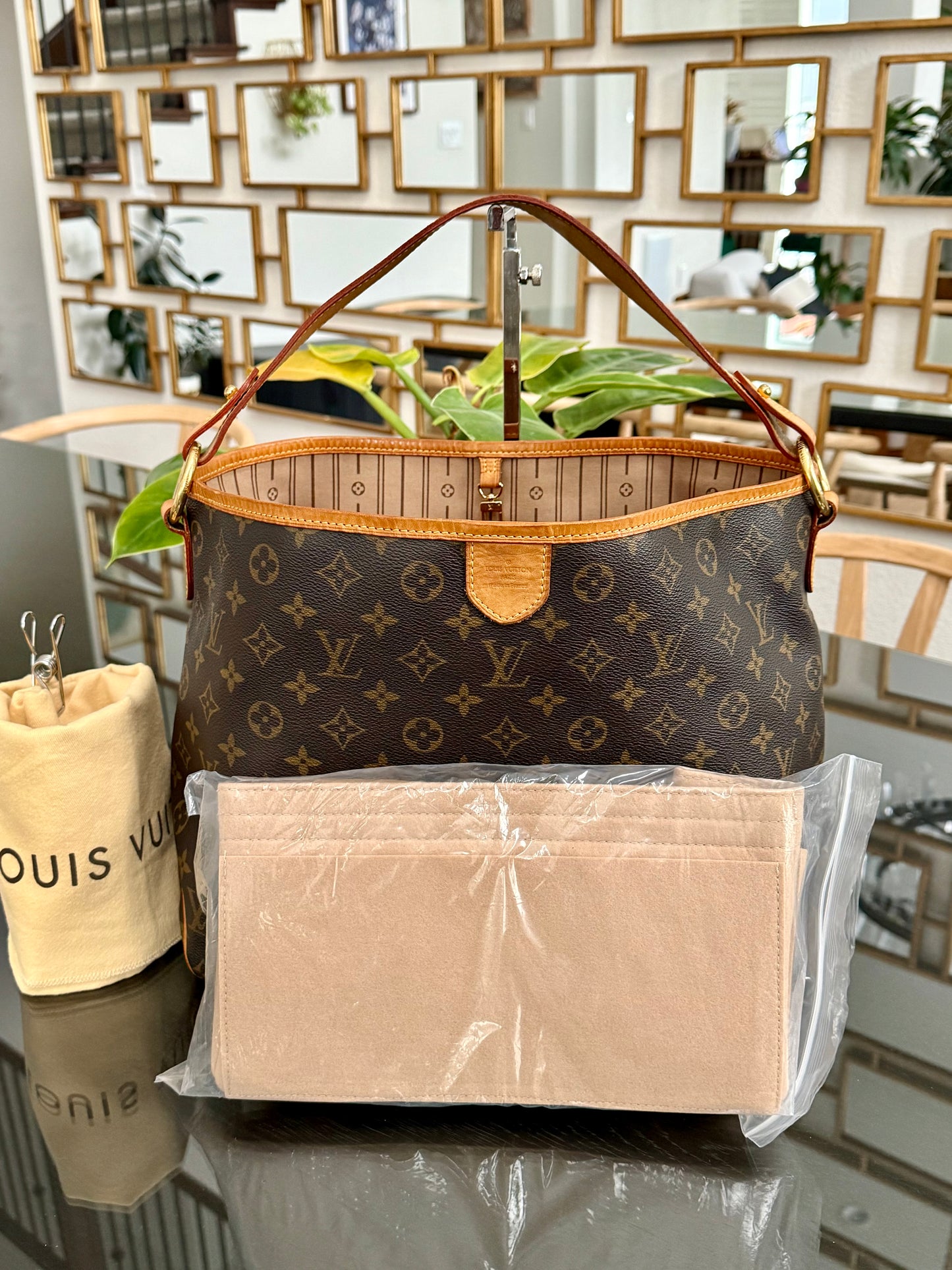 Delightful PM with Dustbag and Insert Organizer 🗓️ Year: 2012