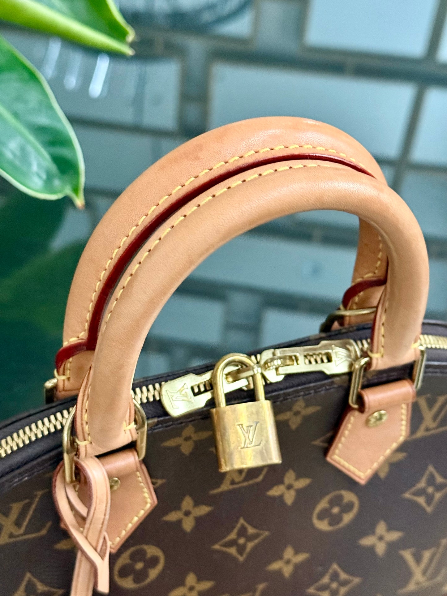 Alma BB with Original Strap , Clochette , Lock 🔐 keys, Box , dustbag and Paper bag - 📅 Year: 2021