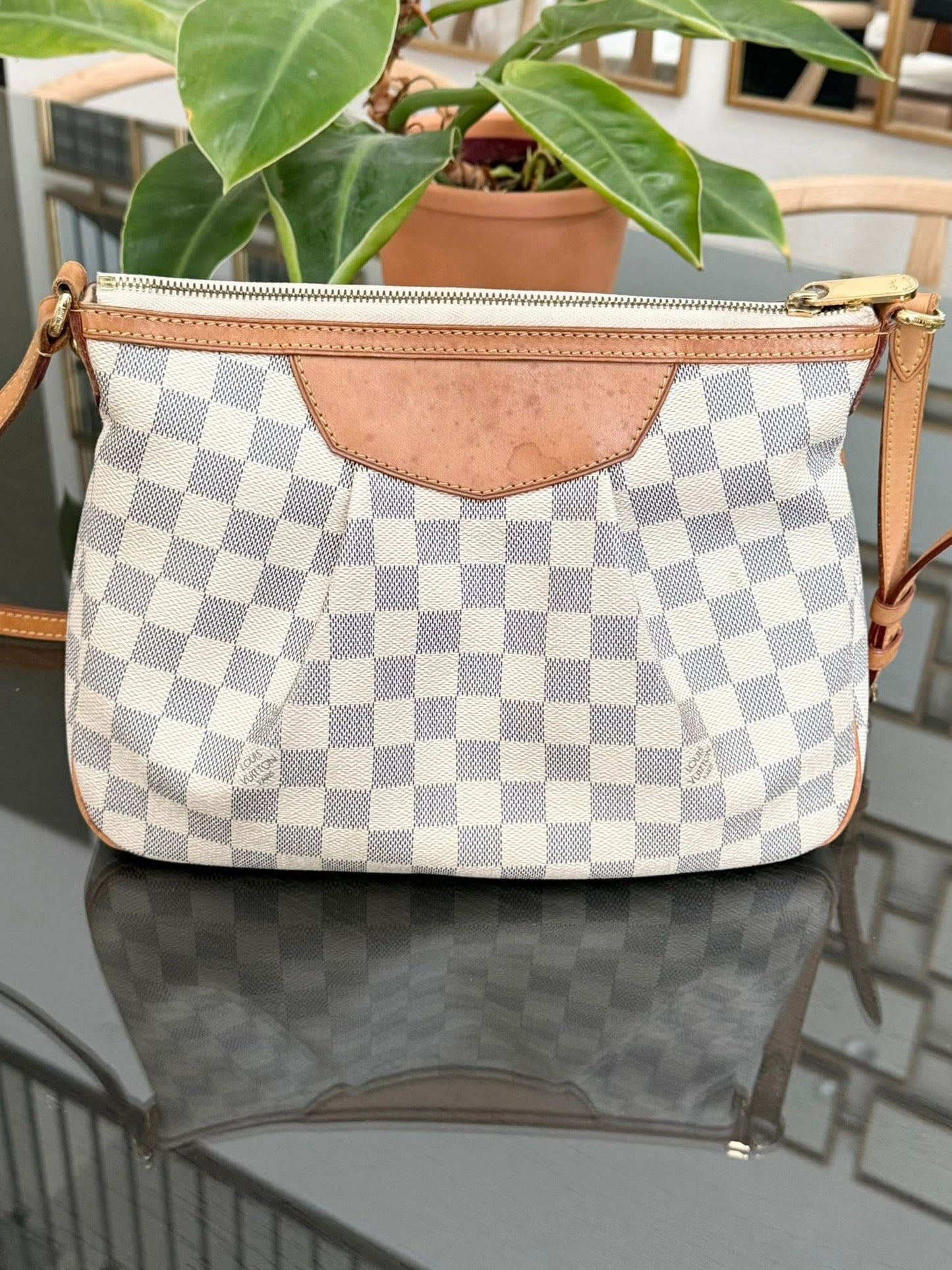 Siracusa PM Crossbody - 🗓️ Year: 2011