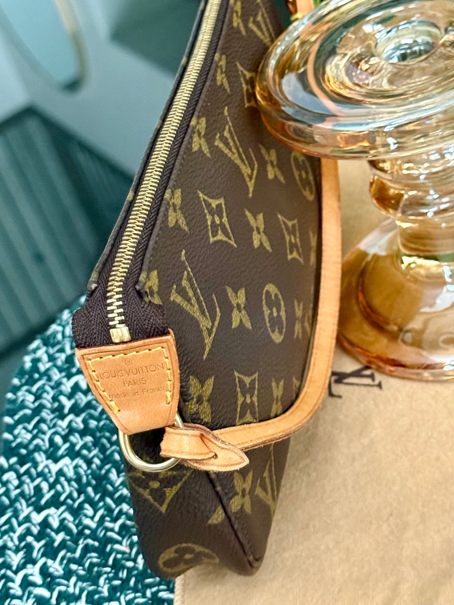 Pochette Accessories with Dustbag -🗓️ Year: 2001