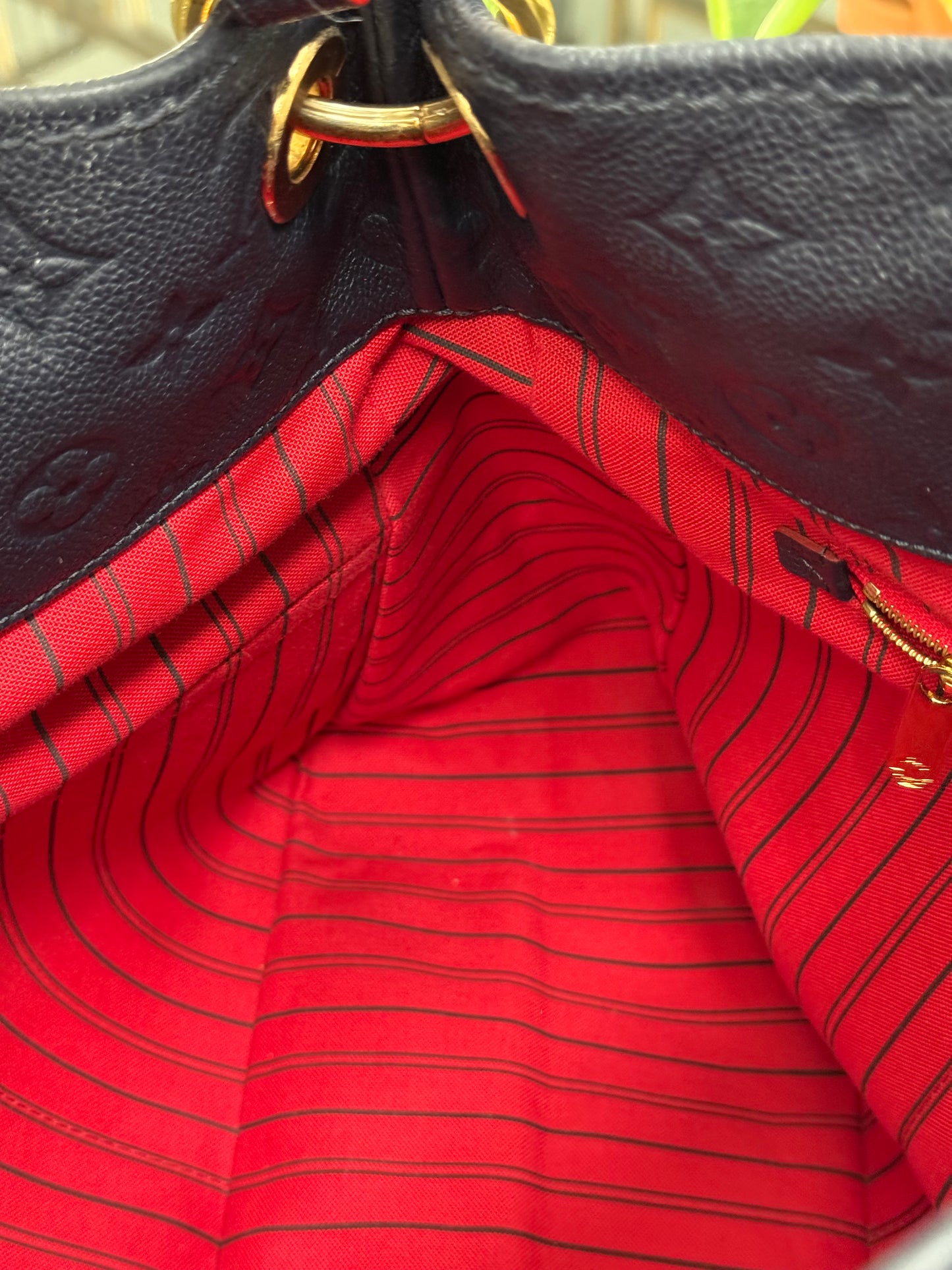 Artsy MM Empriente in Navy Blue with Dustbag- 📅 Year: 2020