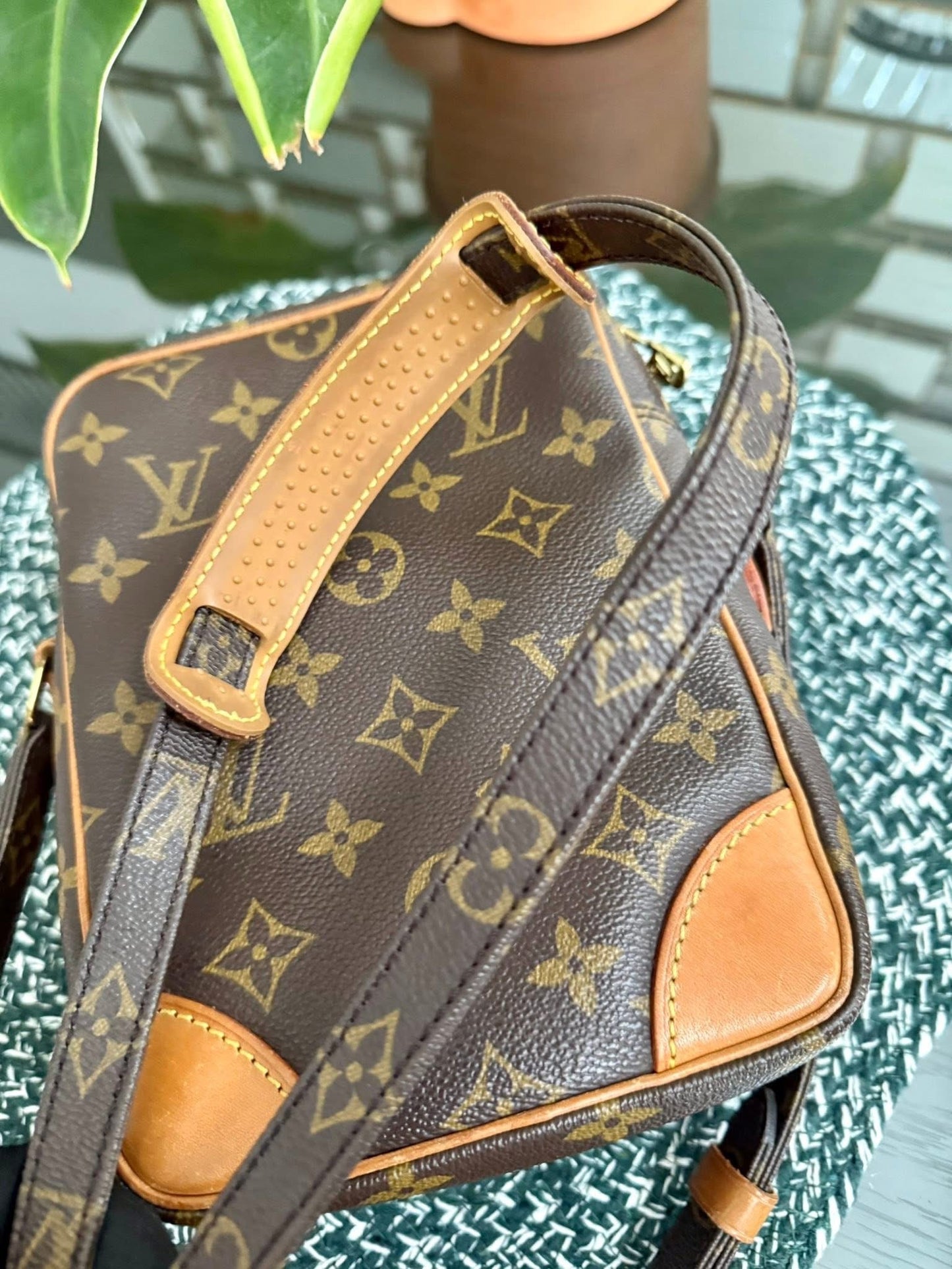 Amazon PM Crossbody Bag 🗓️ Year 1989