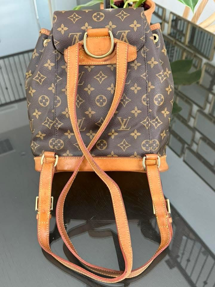 Montsouris MM - 🗓️ Year: 1999