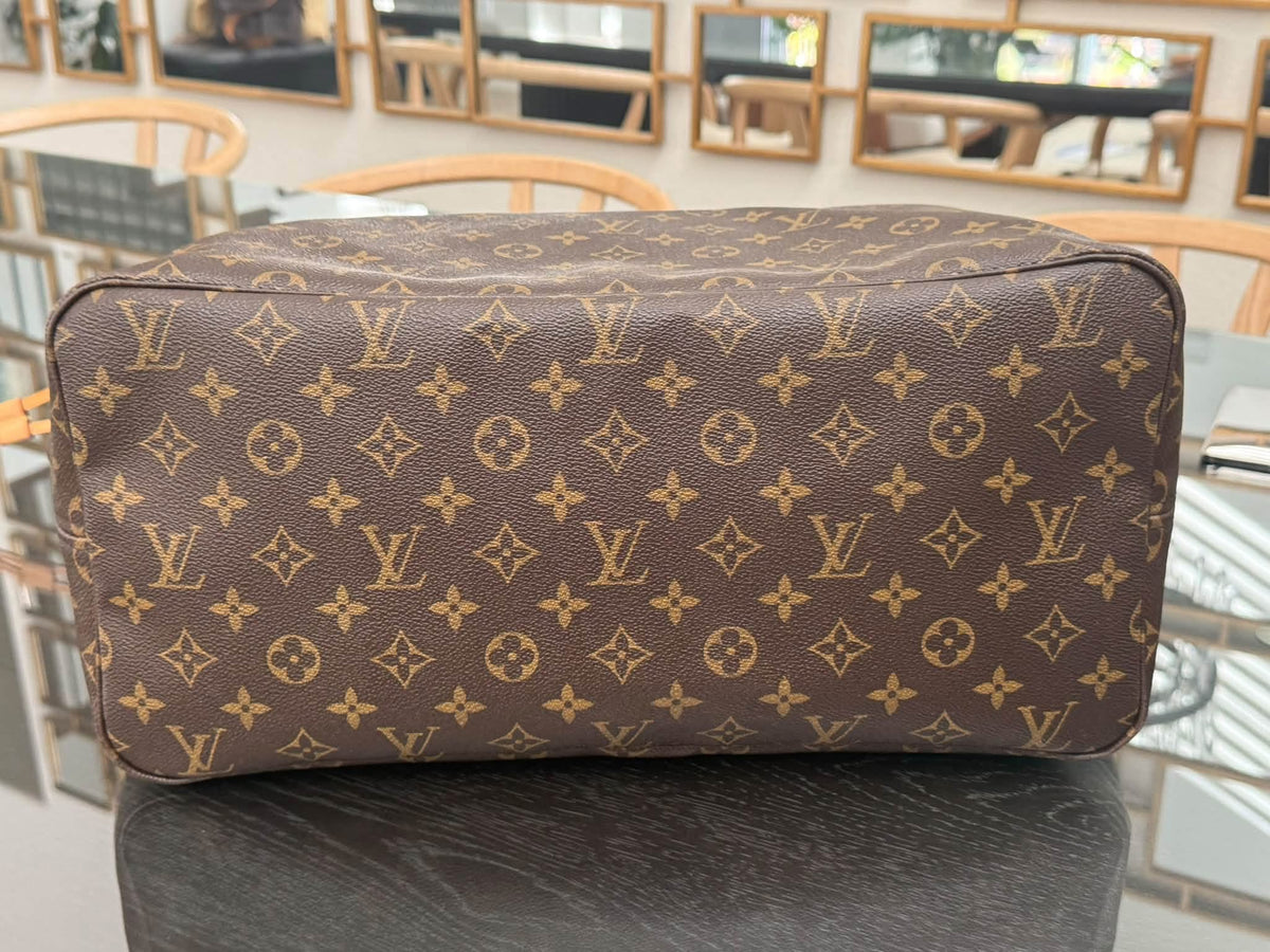 Neverfull GM Monogram in Peony with Dustbag,-🗓️ Year: 2018