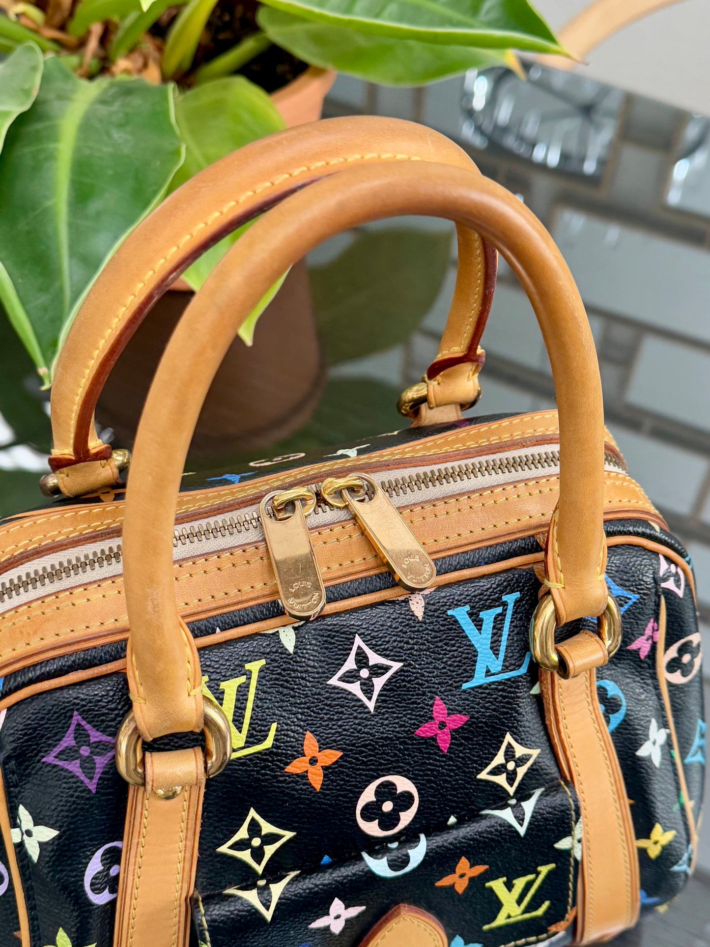 Multicolor Priscilla with Dustbag 📅 Year: 2007
