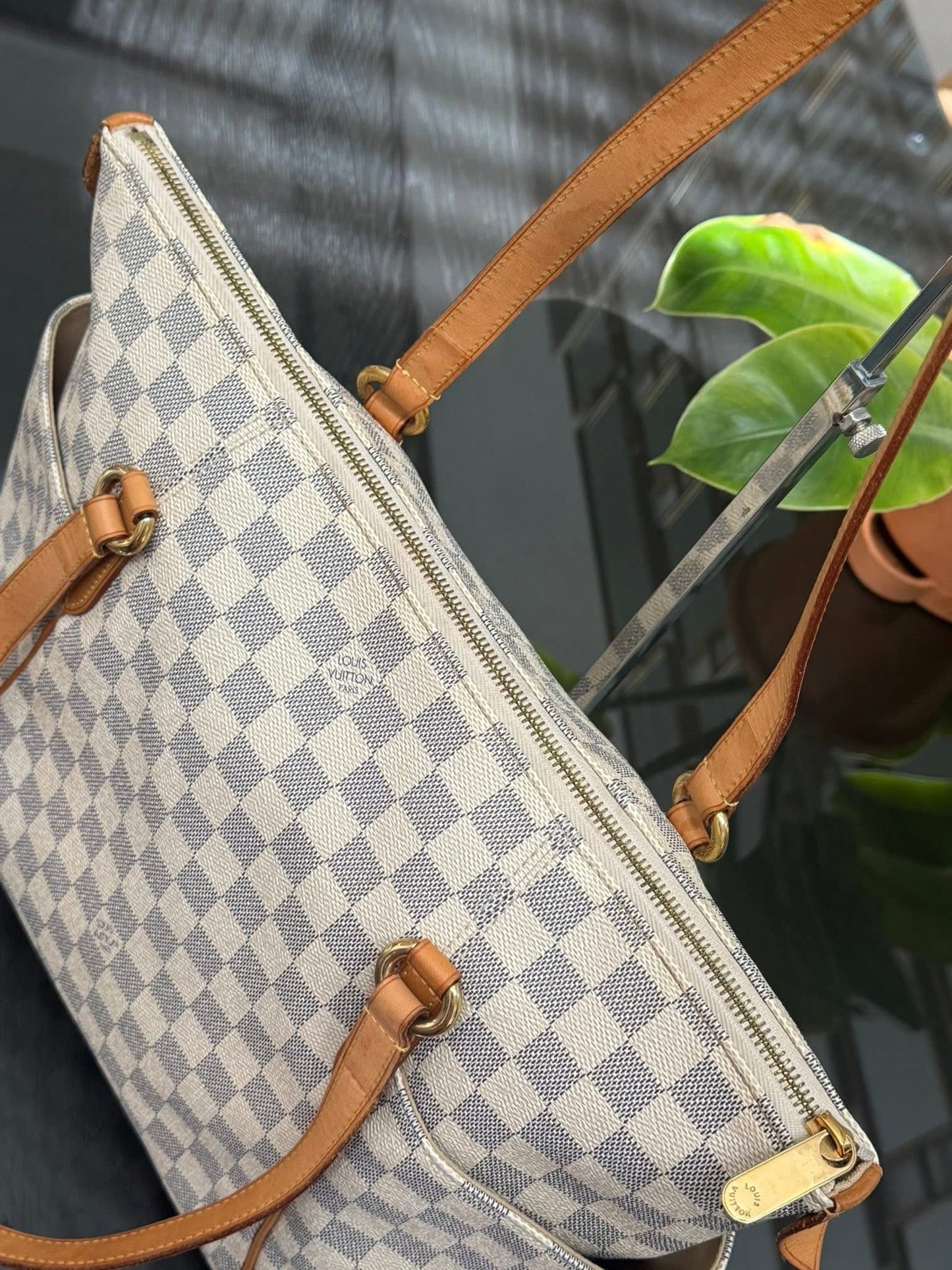Totally MM in Azur with Dustbag and Insert Organizer 📅 Year: 2009