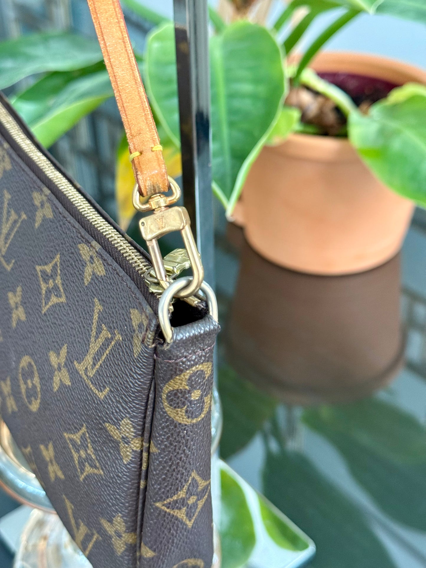 Monogram Pochette Accessories with Dustbag 📅 Year: 2000