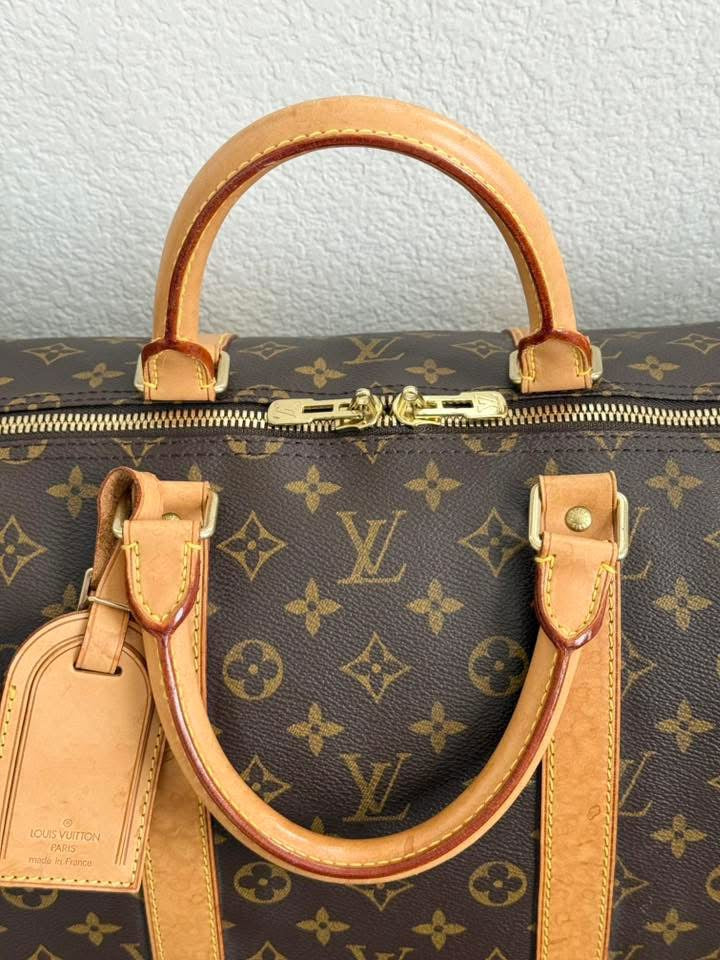 Keepall 55 Bandoulier with Original Strap, Luggage tag and Poignet 📅 Year: 2002