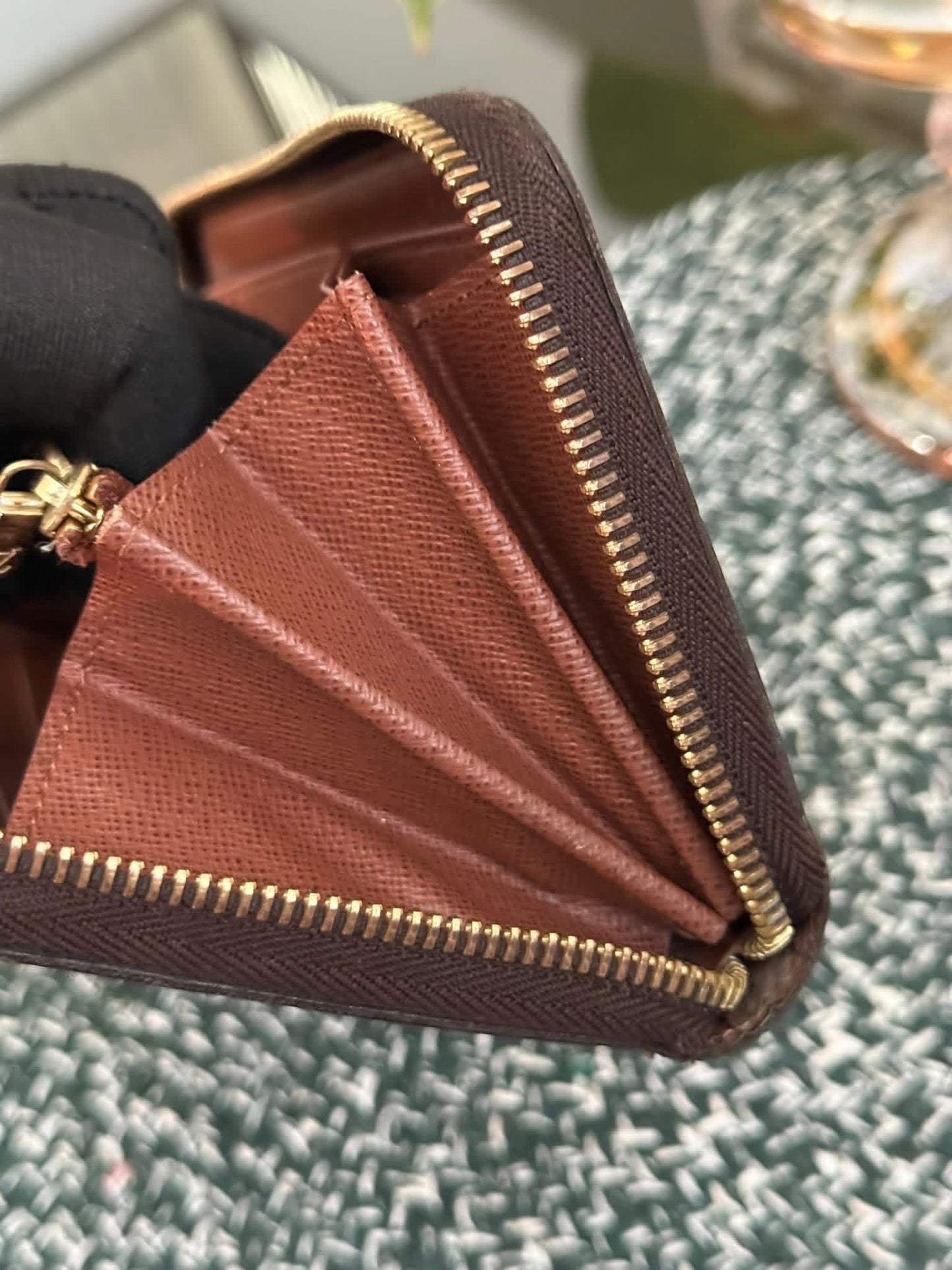 Monogram Zippy Long Wallet 🗓️ Year: 2018