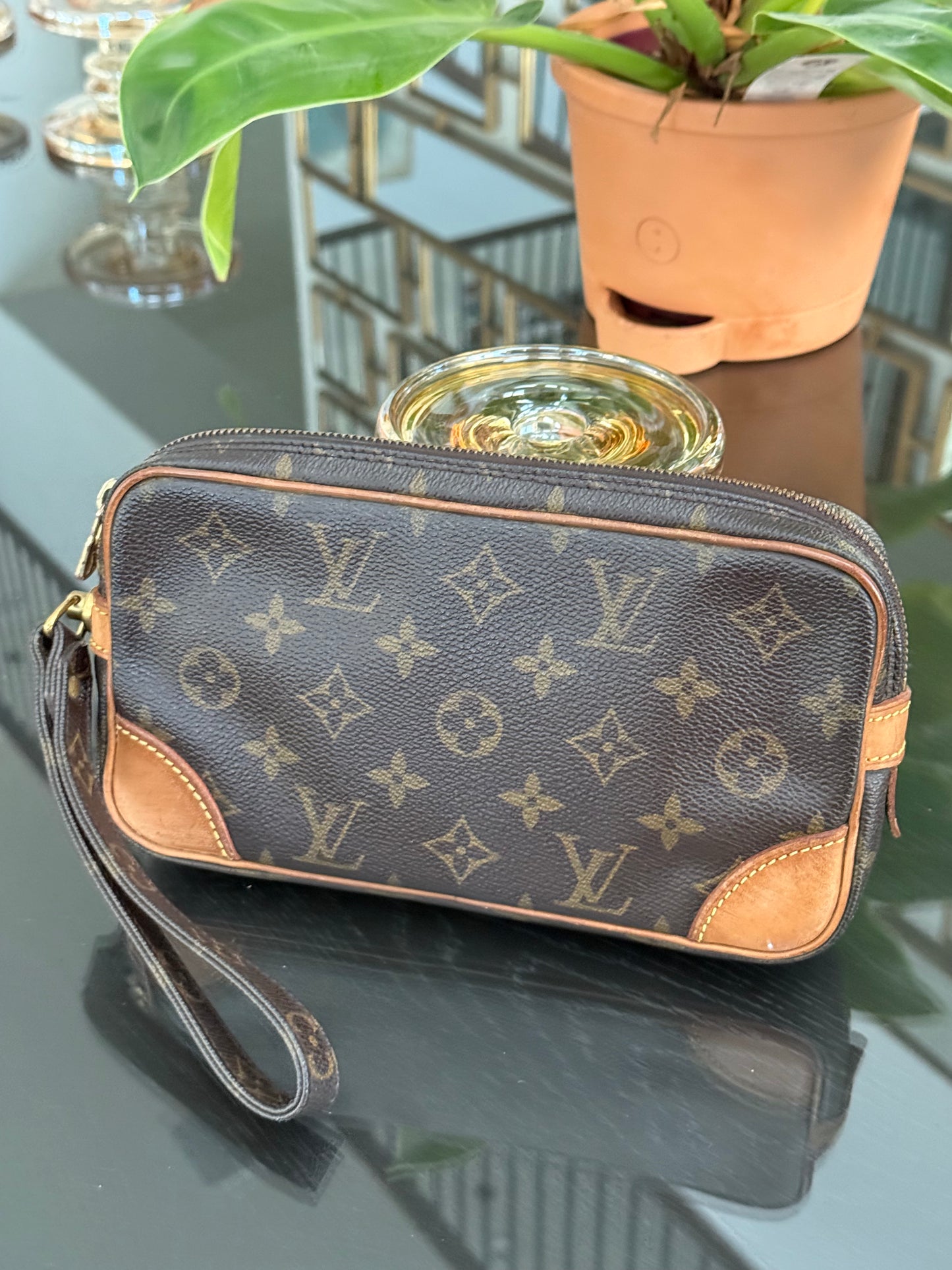 Marly Dragonne PM Clutch 
🗓️ Year: 1992