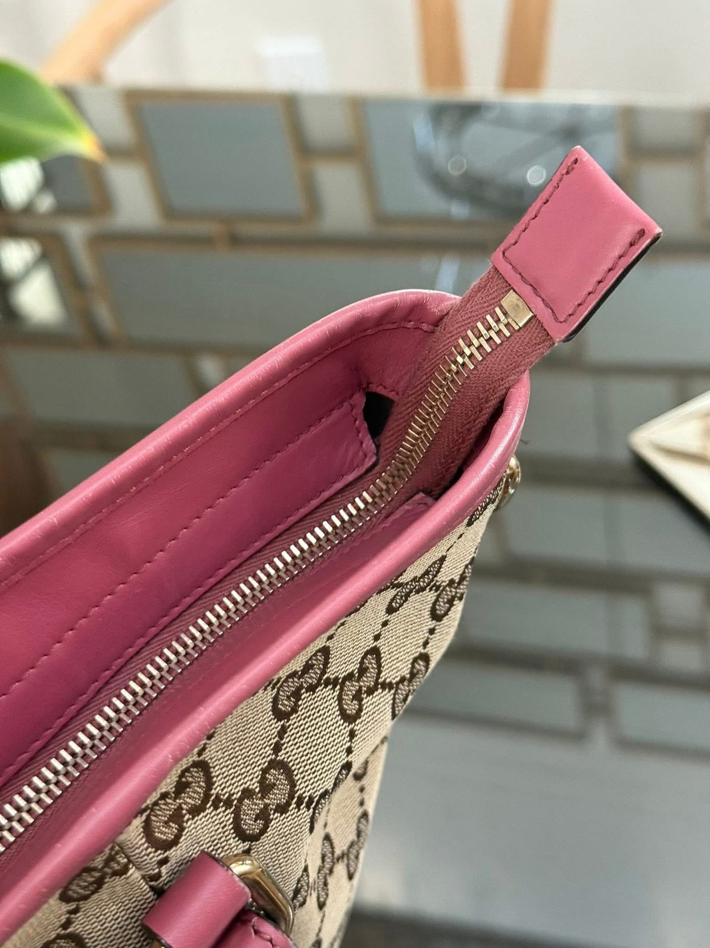 GG Pink Canvas Tote 2 Way Bag with Crossbody Strap 🗓️