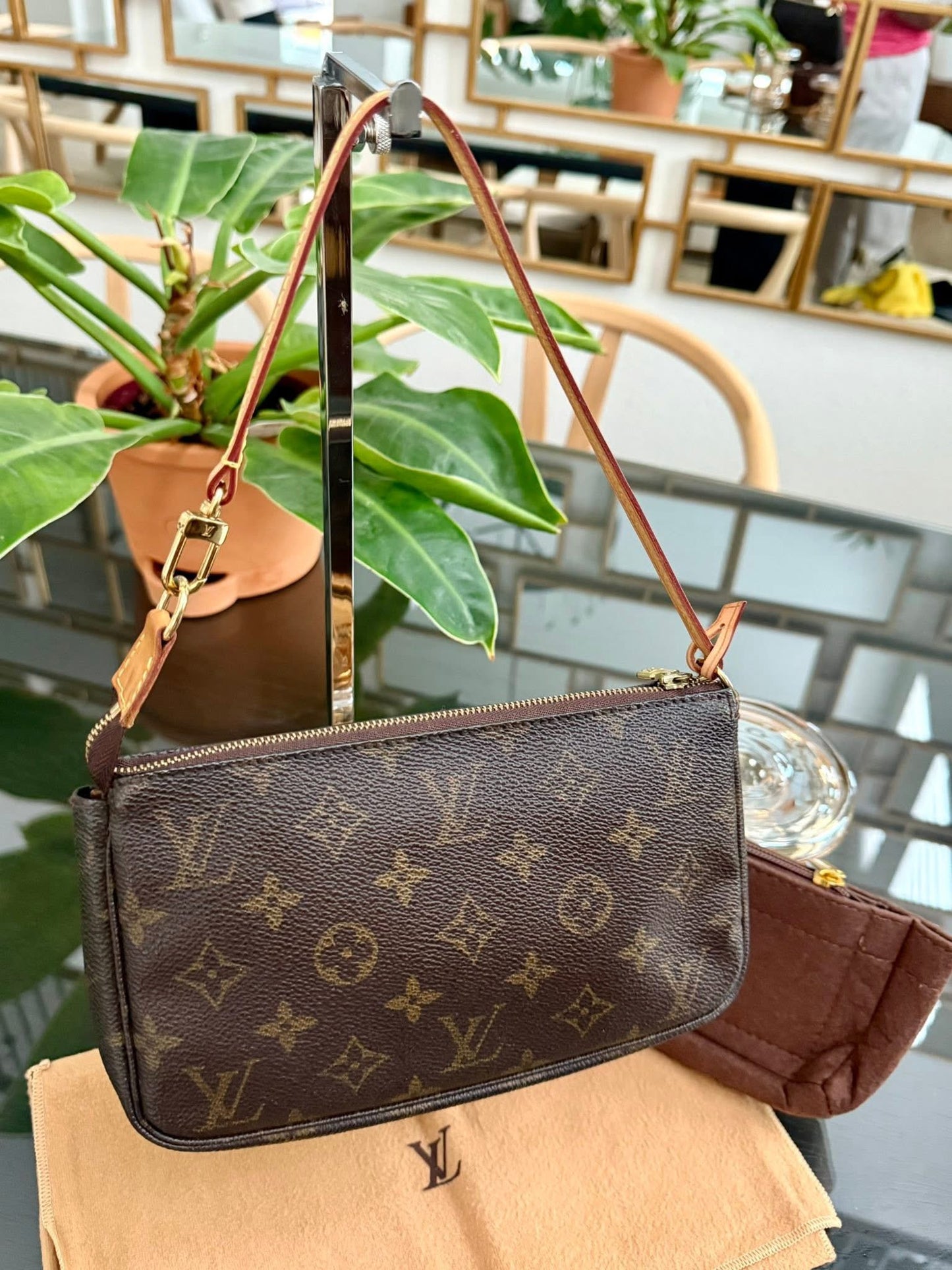 Pochette Accessories with Dustbag and Insert organizer -🗓️ Year: 2000
