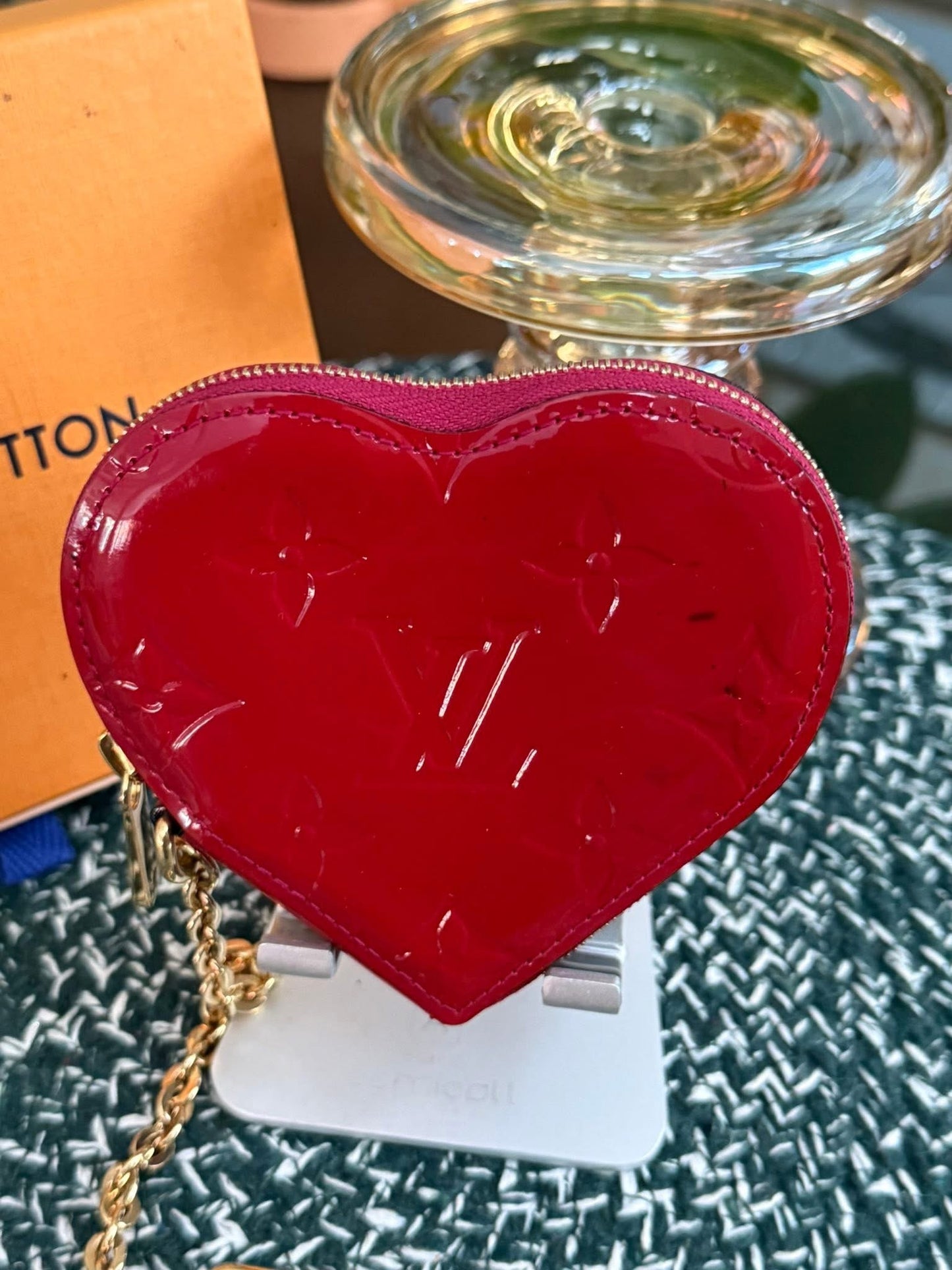 Vernis Heart Coin Purse with Box 🗓️ Year: 2012