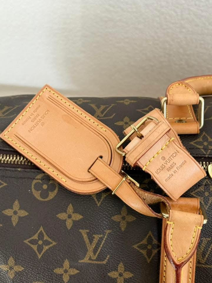 Keepall 45 Bandoulier with Original Strap, Luggage tag and Poignet 📅 Year: 1998