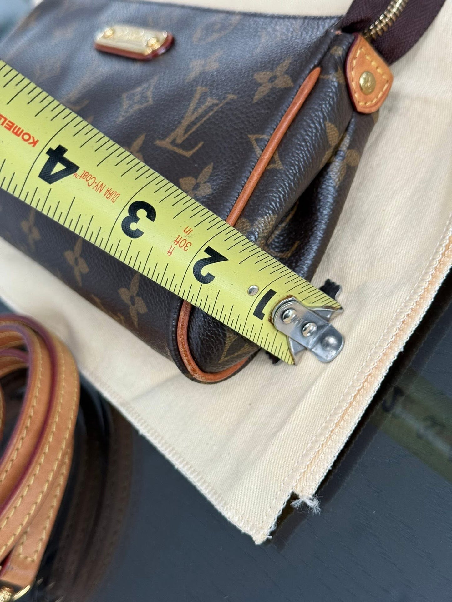 Eva Clutch with Original Strap,Box Dustbag and Insert Organizer 🗓️ Year: 2012