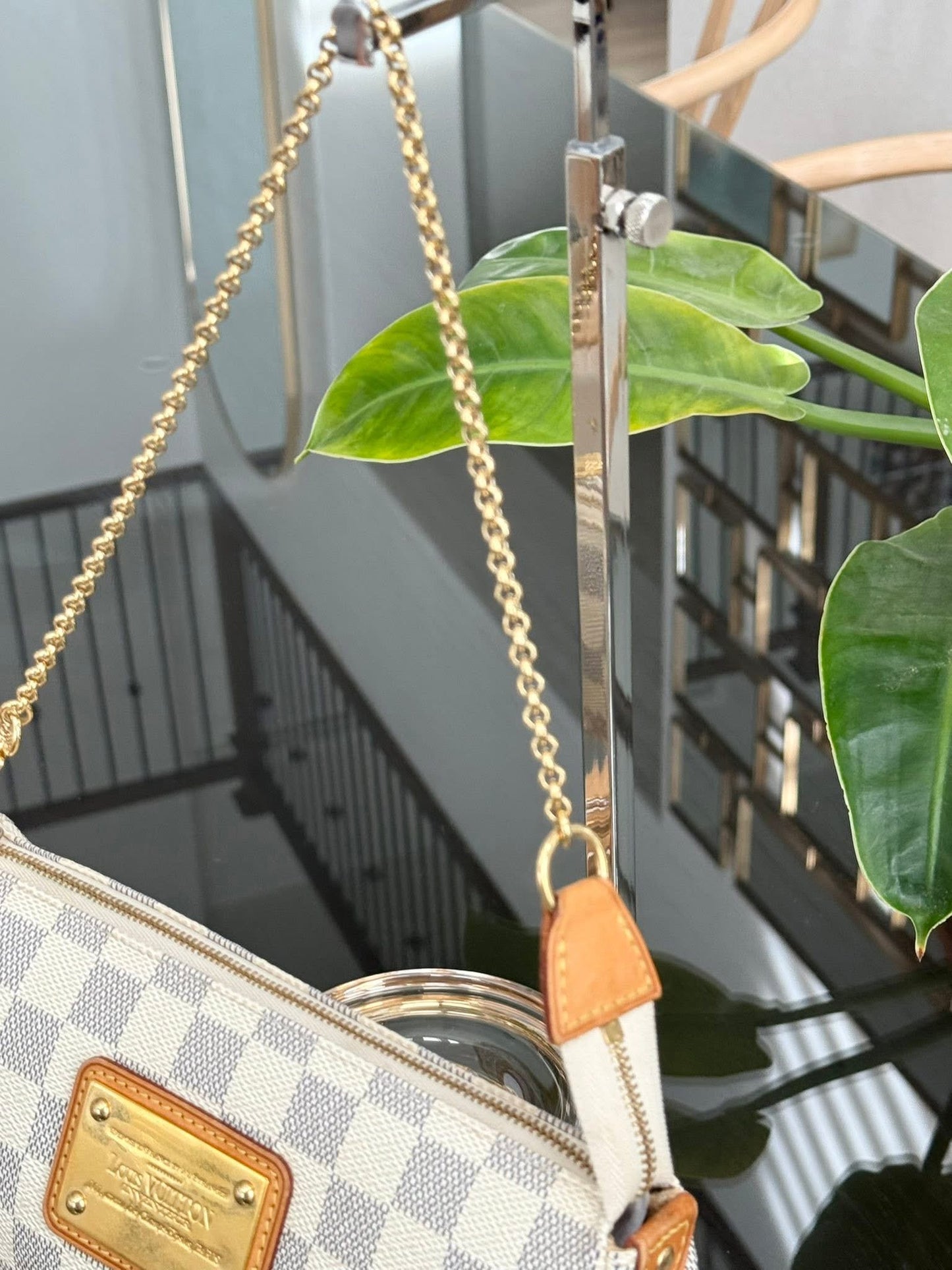 Eva Clutch in Azur with Original Strap, Box and Dustbag 🗓️ Year: 2011