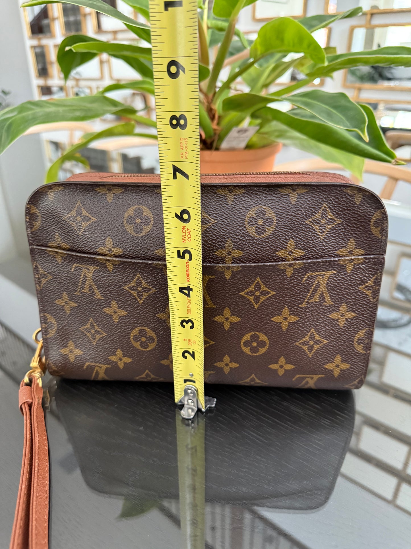 Orsay Clutch 
🗓️ Year: 1993