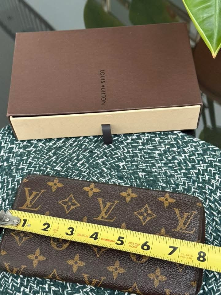 Monogram Zippy Long Wallet with Box 🗓️ Year: 2015