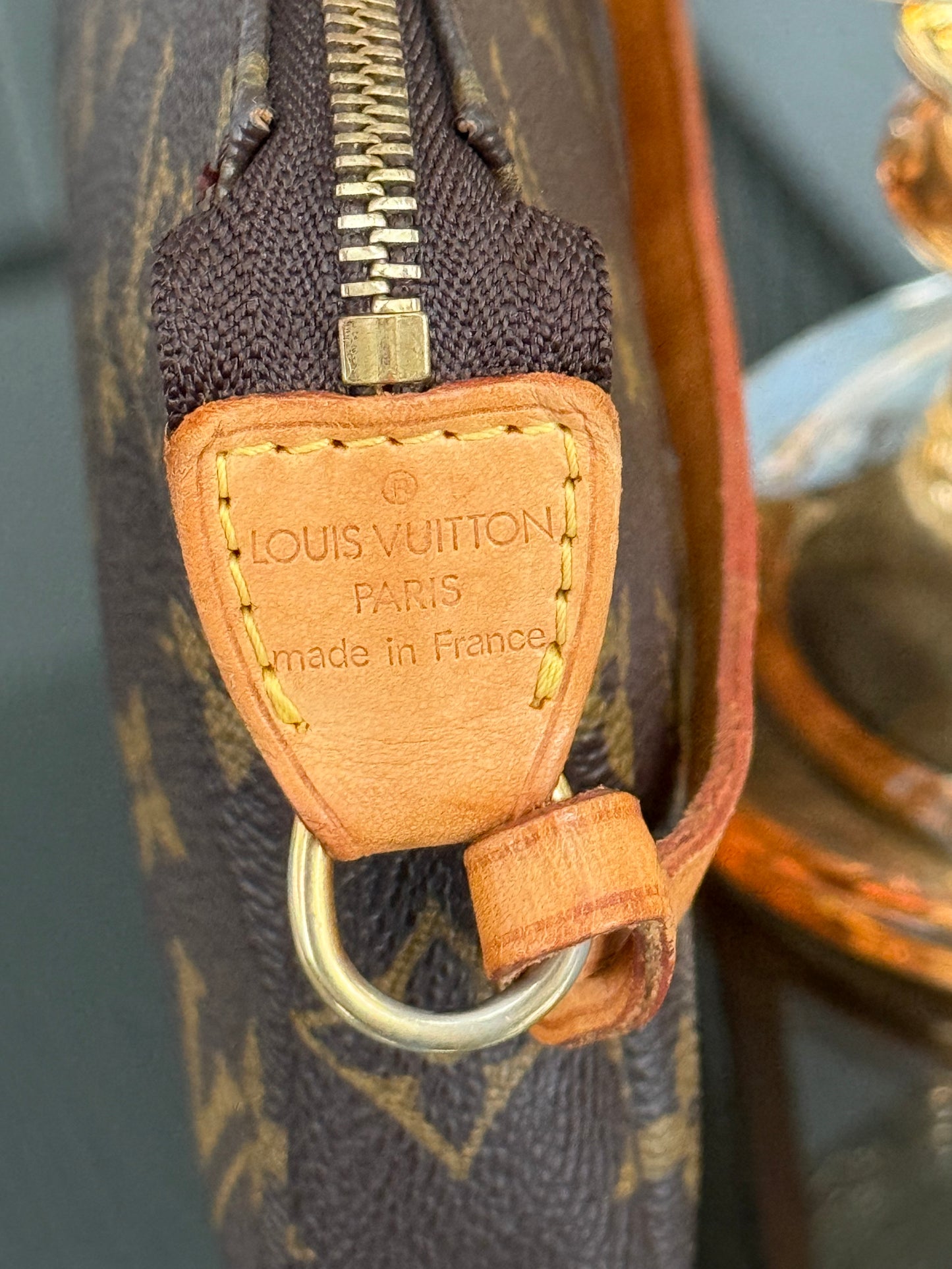 Monogram Pochette Accessories with Dustbag 📅 Year: 2000