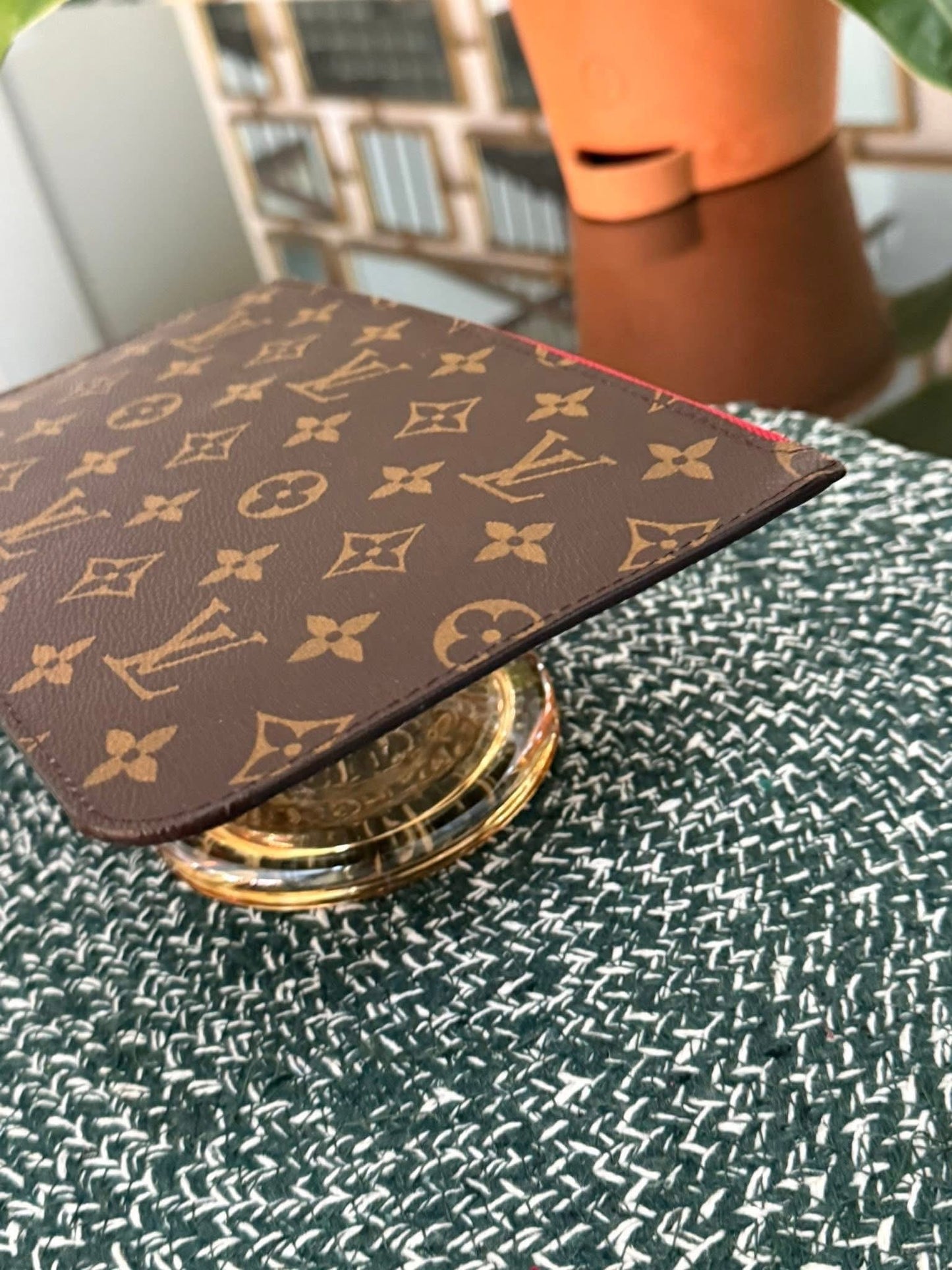 Neverfull MM/GM Pouch in Cerise 🗓️Year 2014