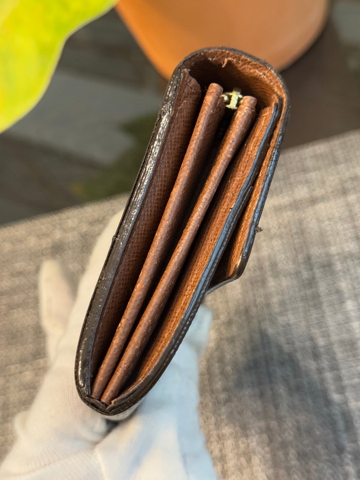 Sarah Wallet in Monogram with 10 Cardholders - 📅 Year: 2010