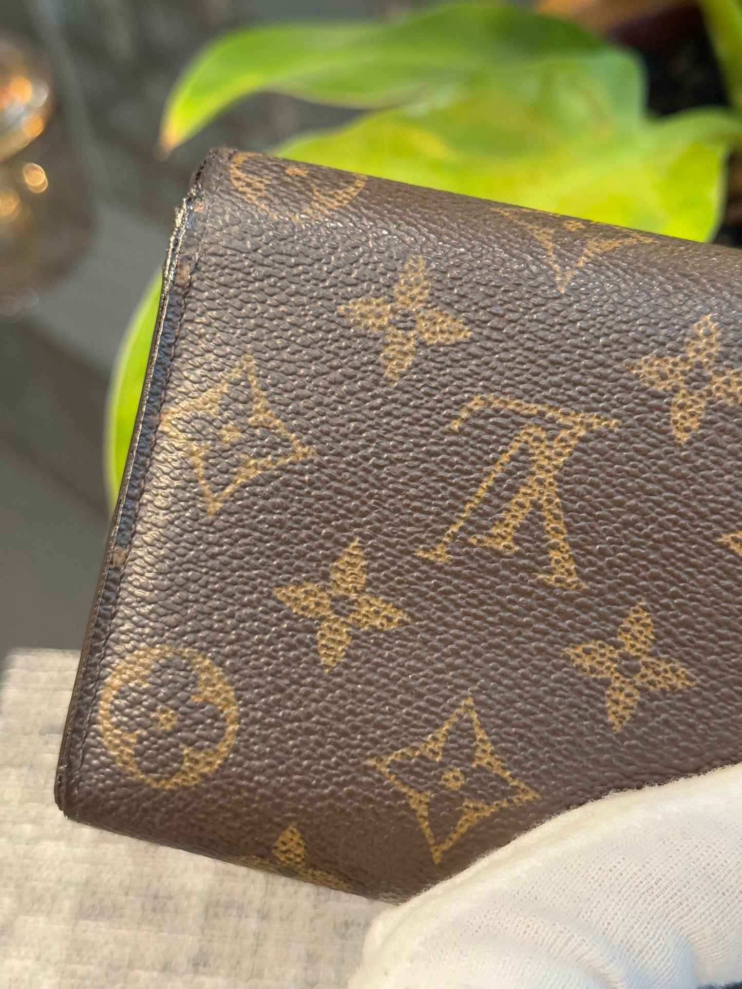 Sarah Wallet in Monogram with 10 Cardholders - 📅 Year: 2010