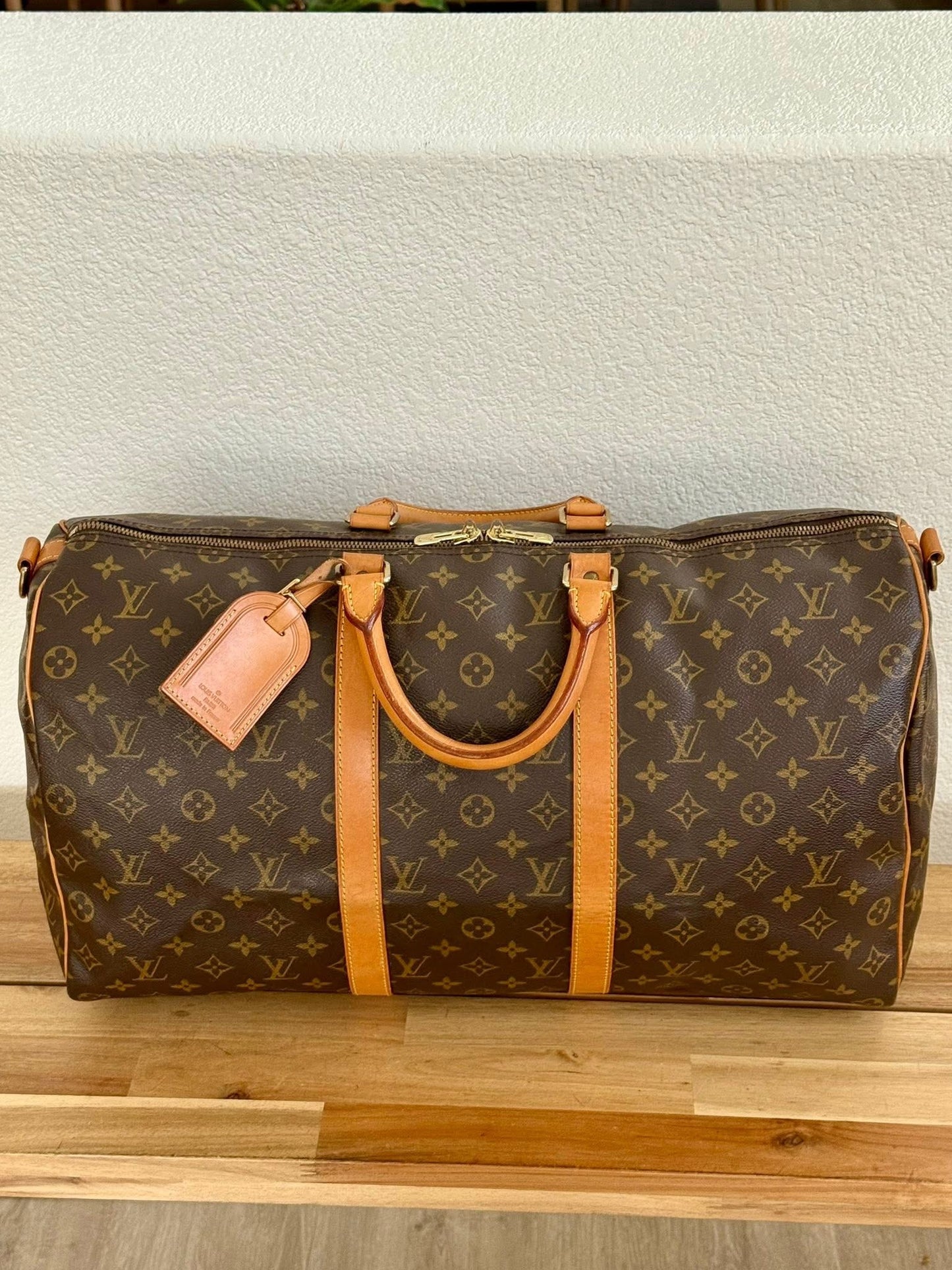 Keepall 50 Bandoulier with Luggage Tag and Poignet 📅 Year: 1995