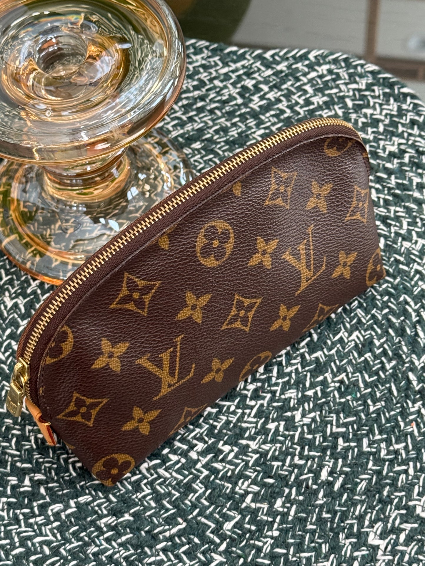 Cosmetic Pouch PM 🗓️ Year: 2003