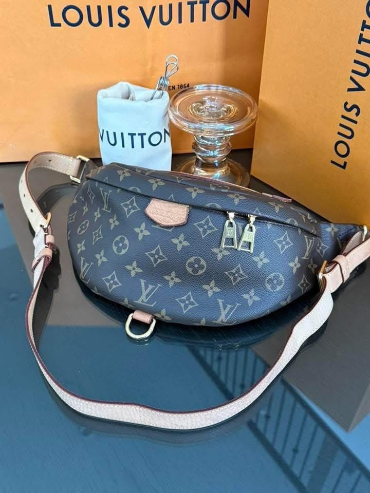 Bumbag Monogram with Dustbag, Box and Paper bag - 🗓️ Year 2020