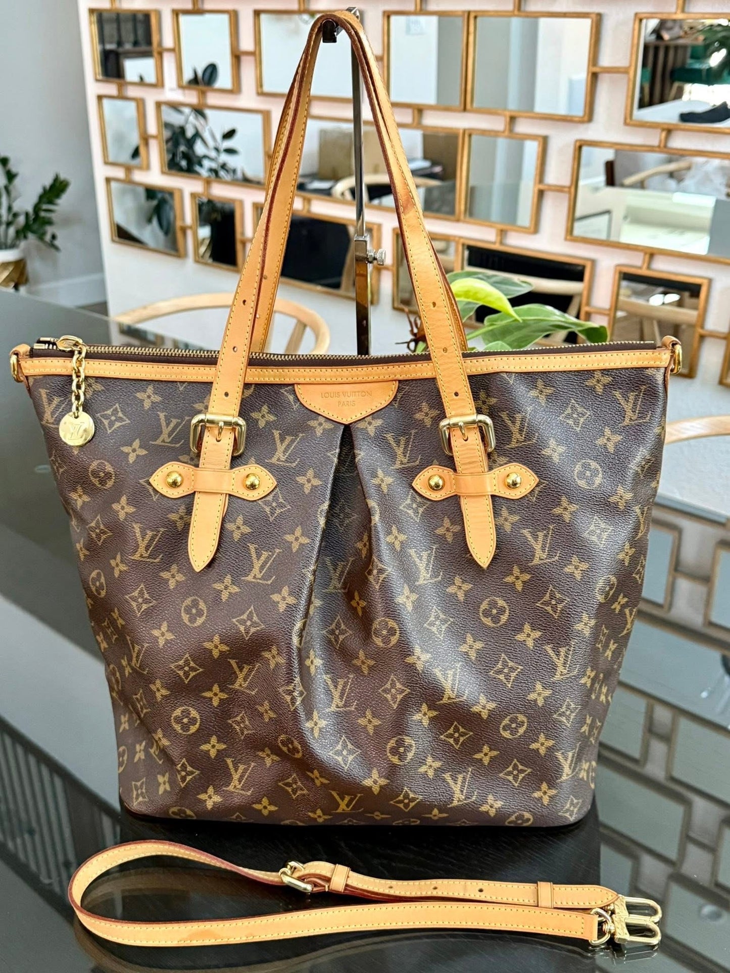 Palermo GM with Original Strap and Dustbag 🌺 Year: 2011