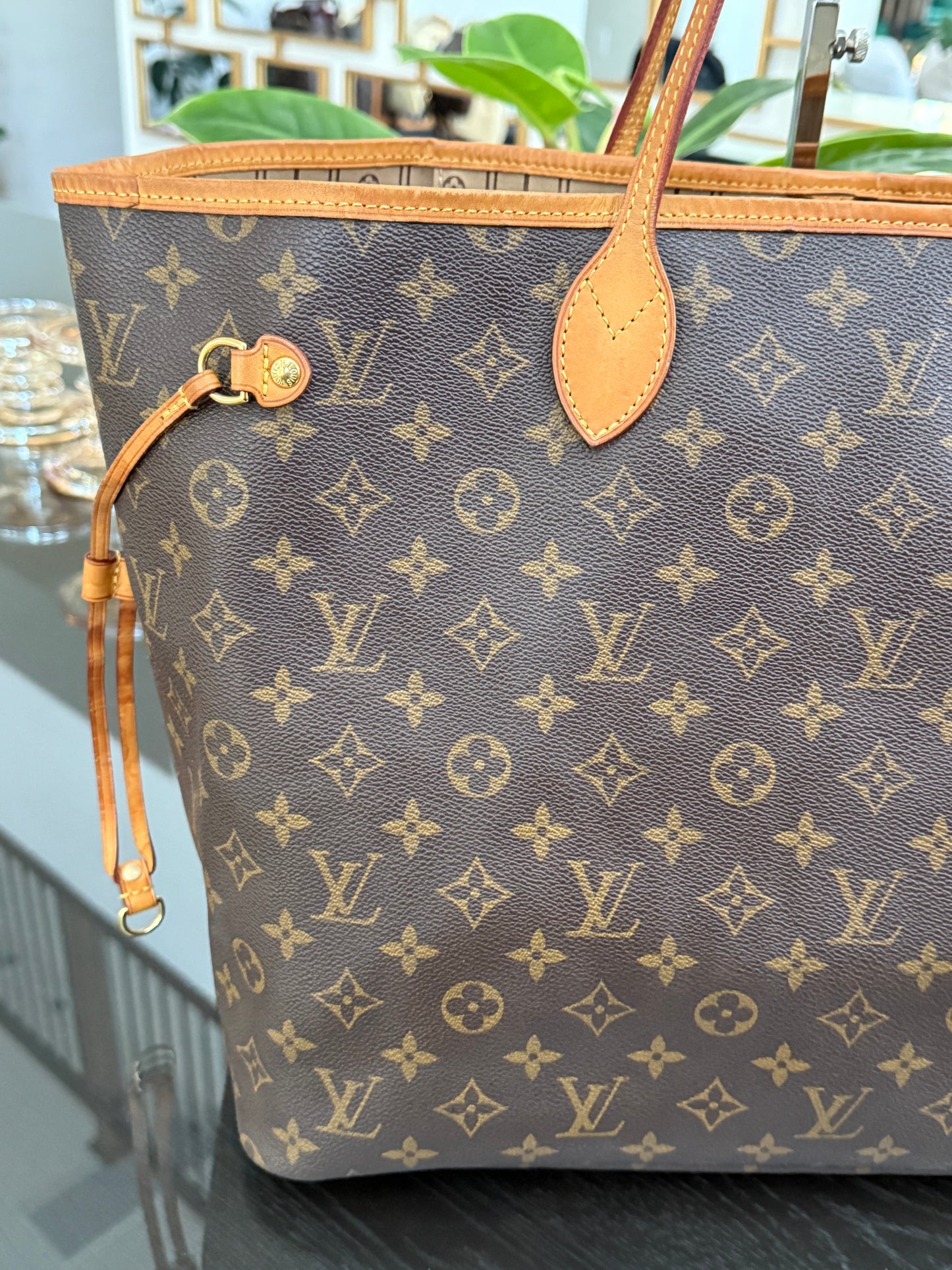 Neverfull GM with Dustbag and Insert Organizer 📅 Year: 2012