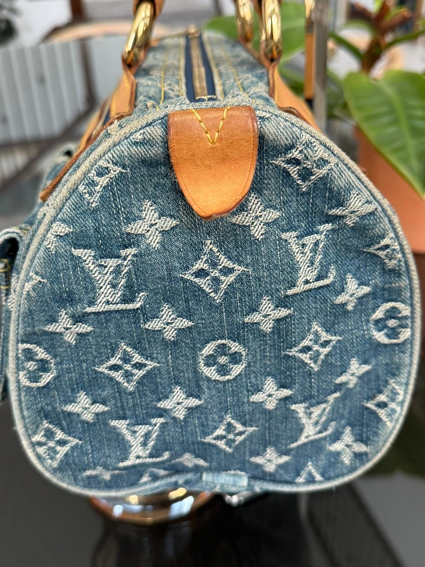 Neo Speedy Denim 📅 Year: 2005