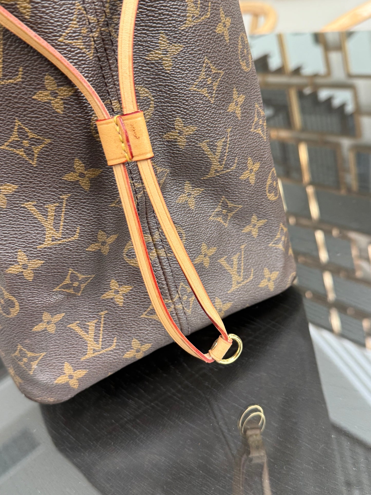 Neverfull GM with Dustbag -🗓️ Year: 2009
