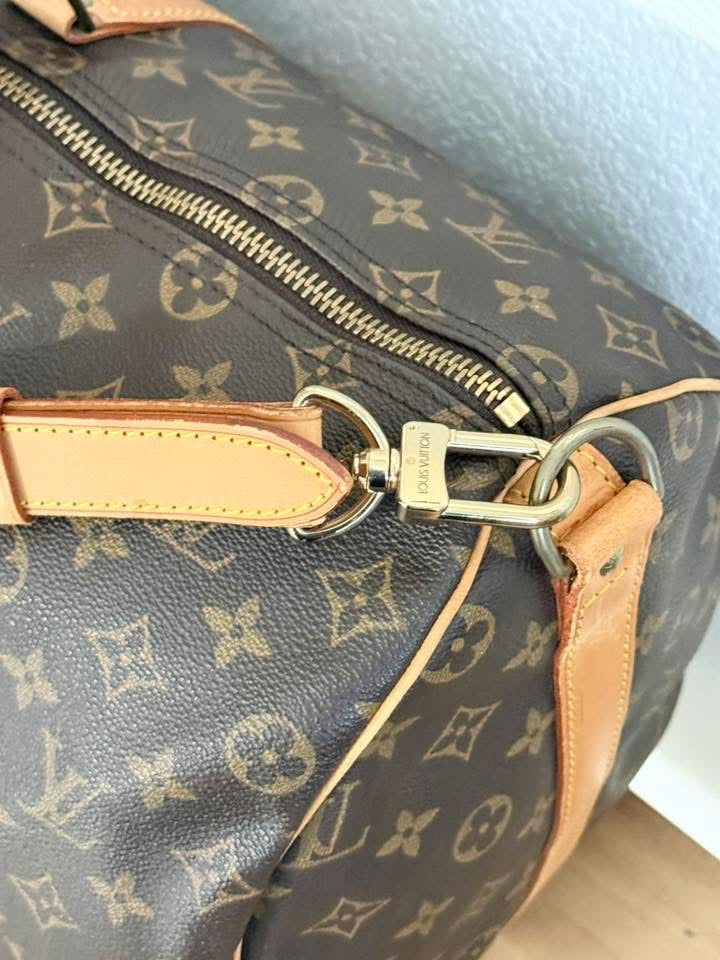 Keepall 50 Bandoulier with Original Strap, Luggage tag and Poignet  📅 Year: 1990