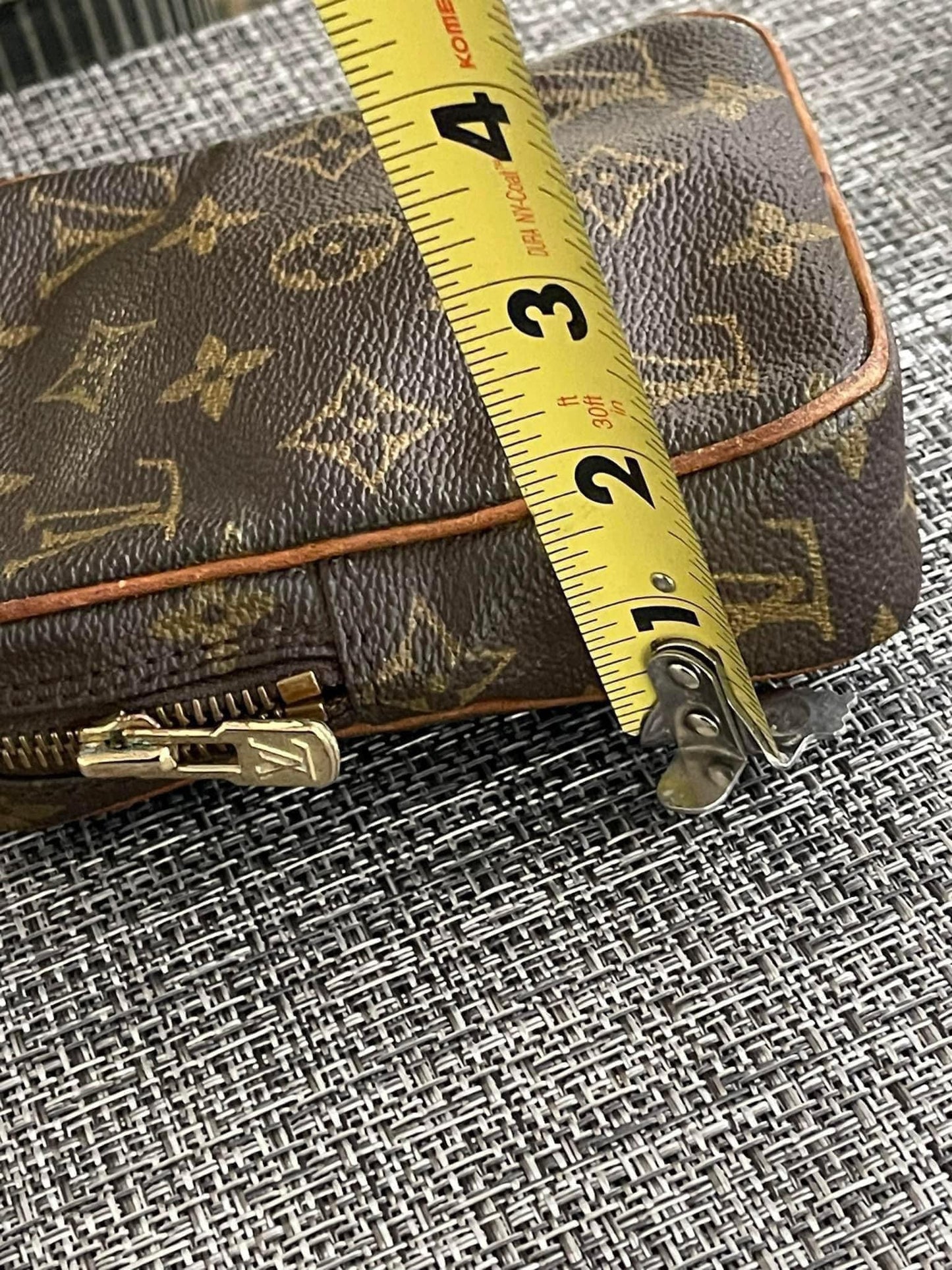 A Mini Vintage Trousse Pouch - 🗓️ Year: 1990