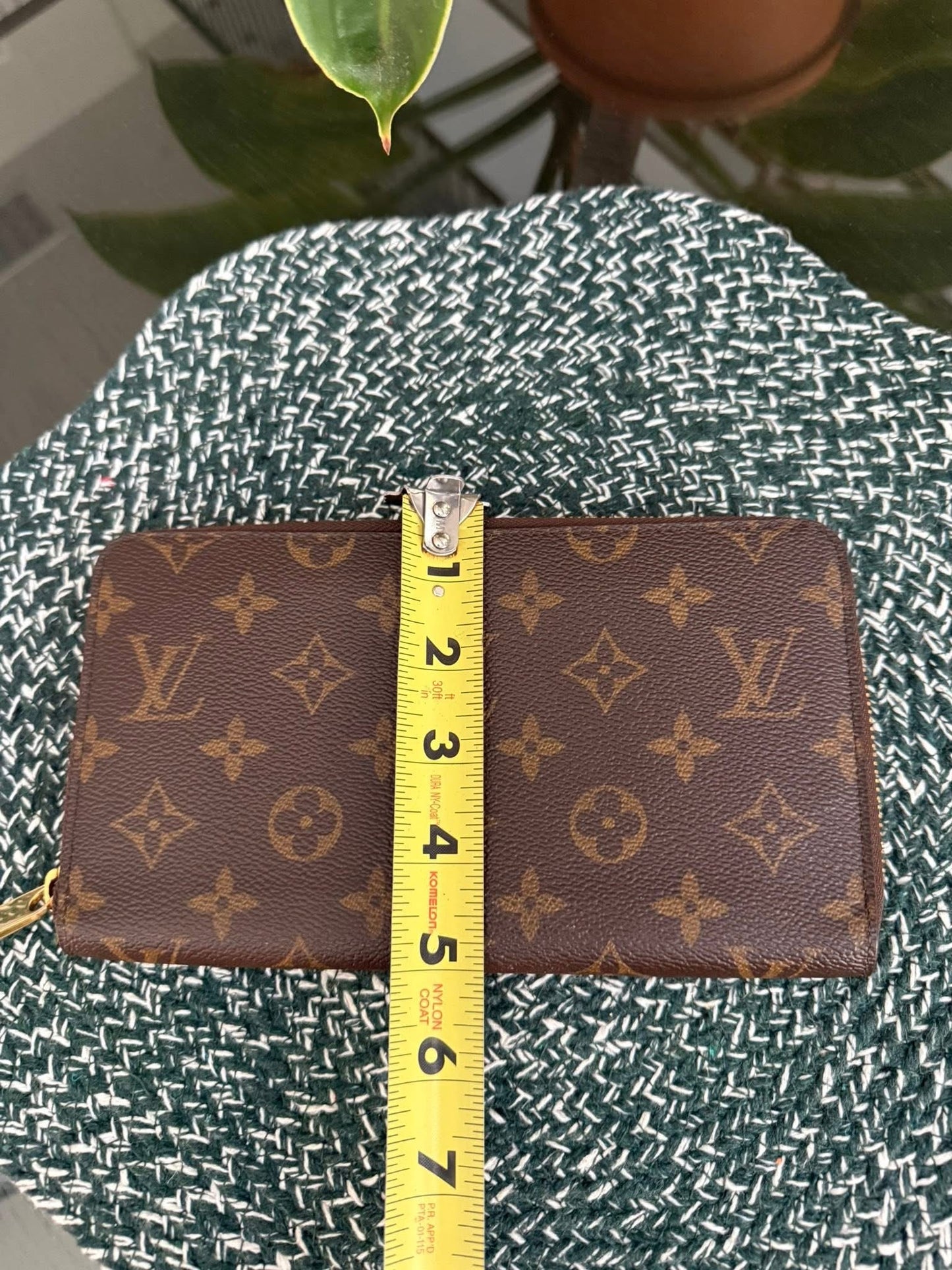 Monogram Zippy Wallet Organizer (Newer Model) 🗓️ Year: 2020