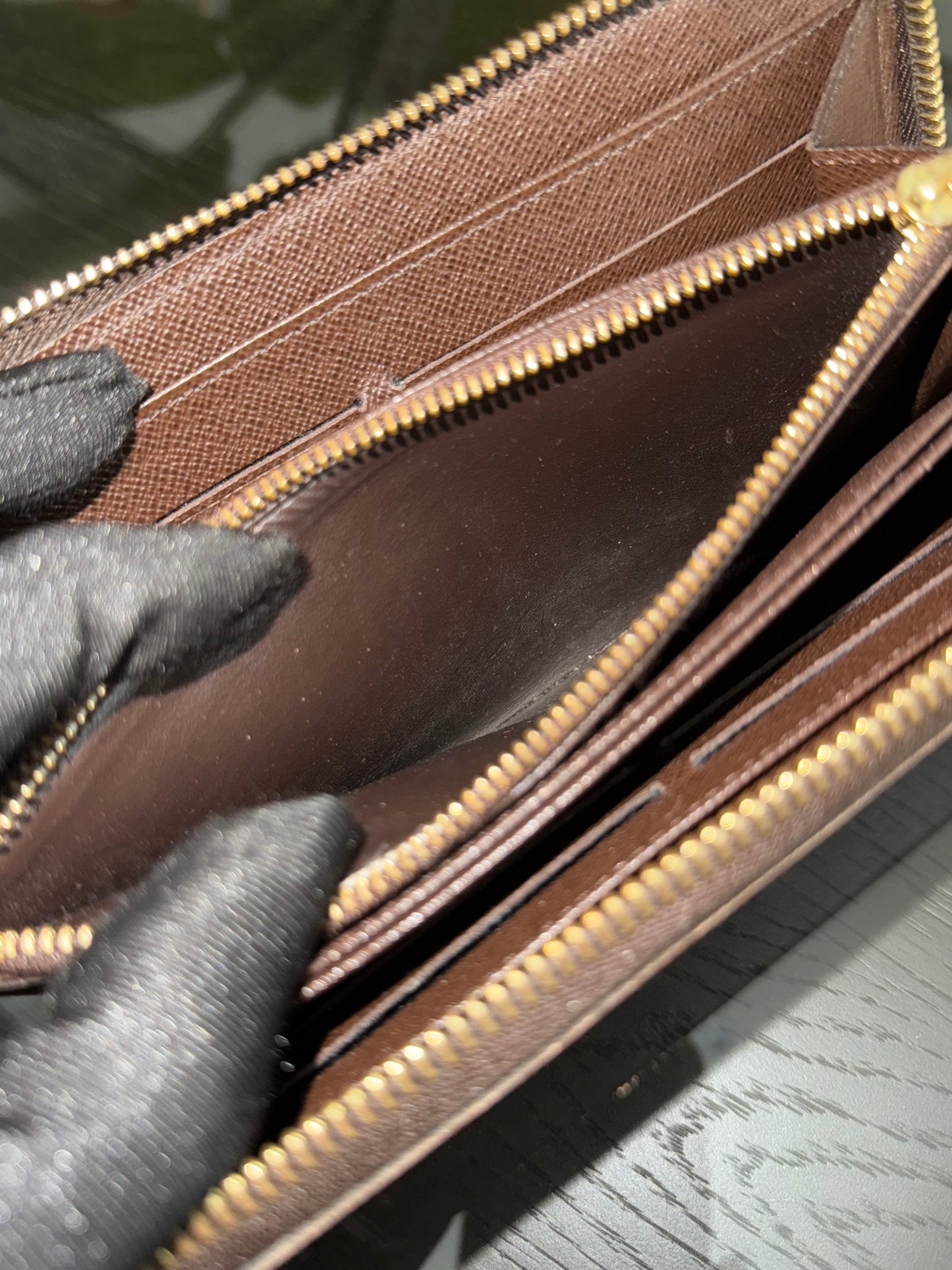 Zippy Long Wallet in DE with Dustbag and box 🗓️ Year: 2013